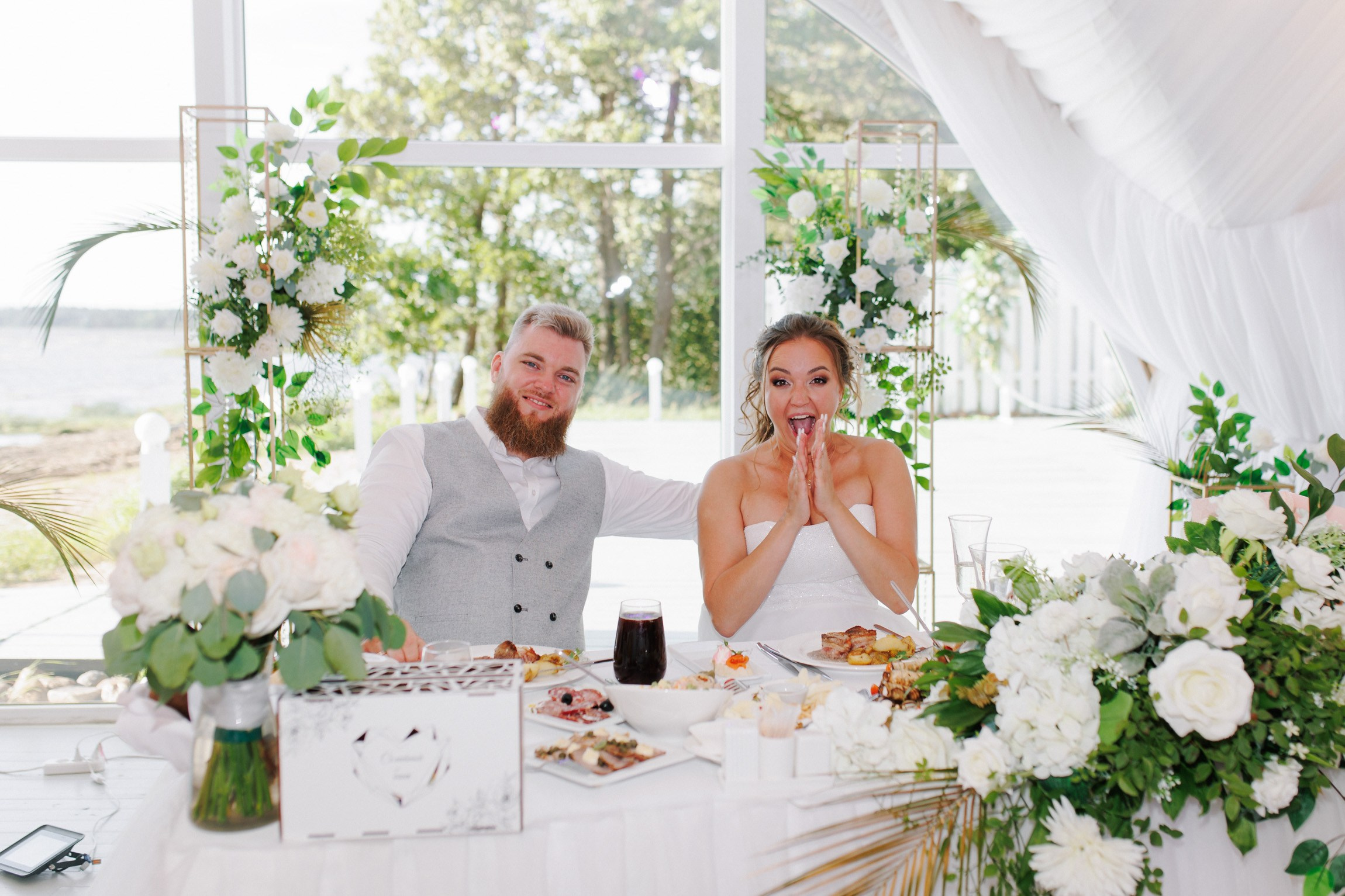 Свадебная фотосессия на финском заливе. Свадебный фотограф СПБ