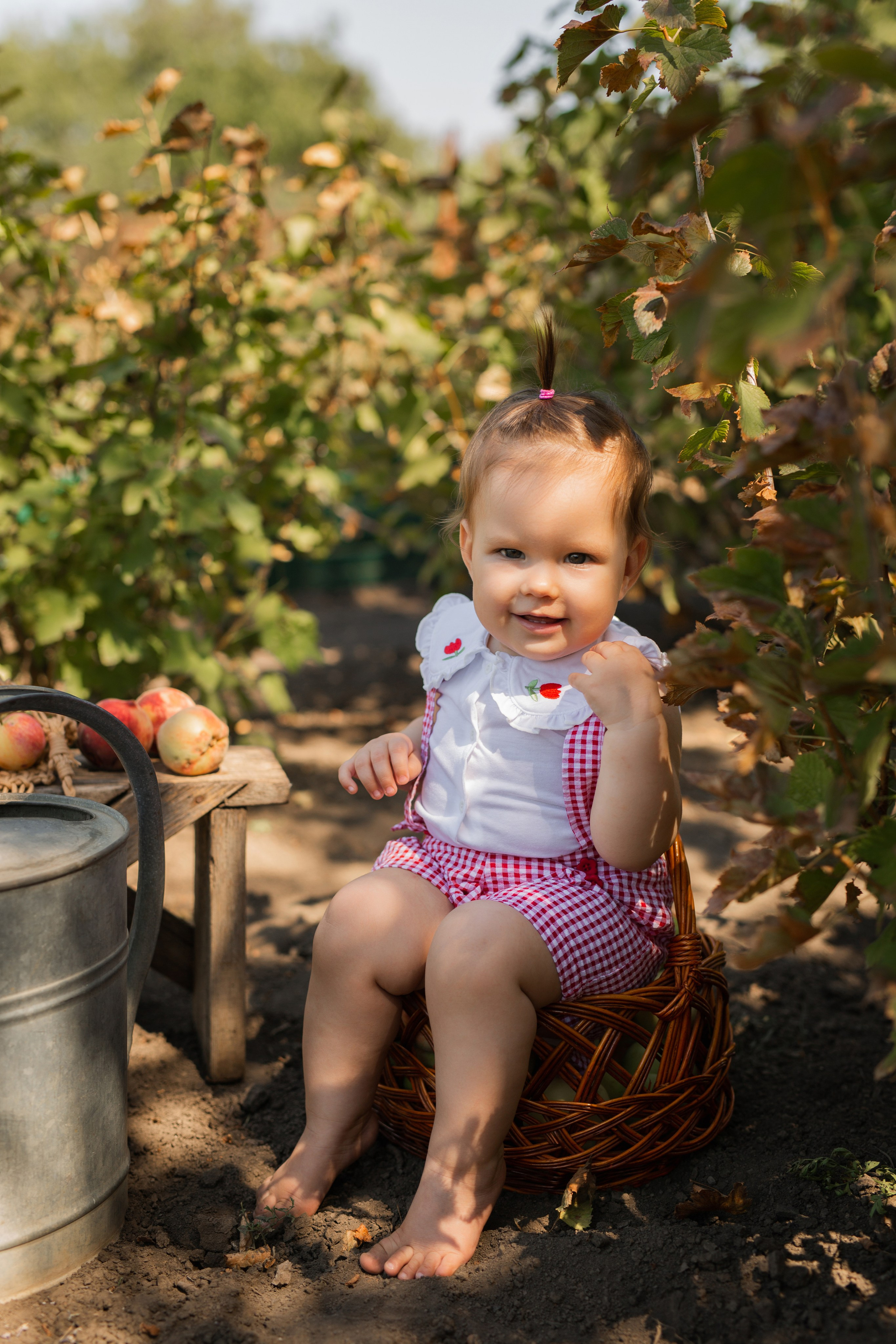 В огороде у бабушки. Семейный фотограф в Каневской Епифанова Ольга