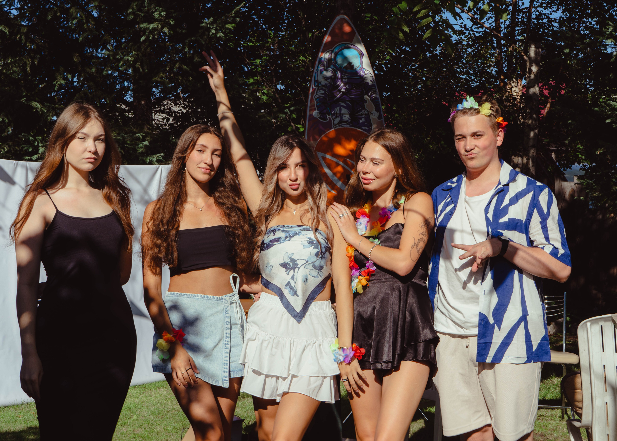 Гавайская вечеринка. Кир Анисин. Режиссер & фотограф