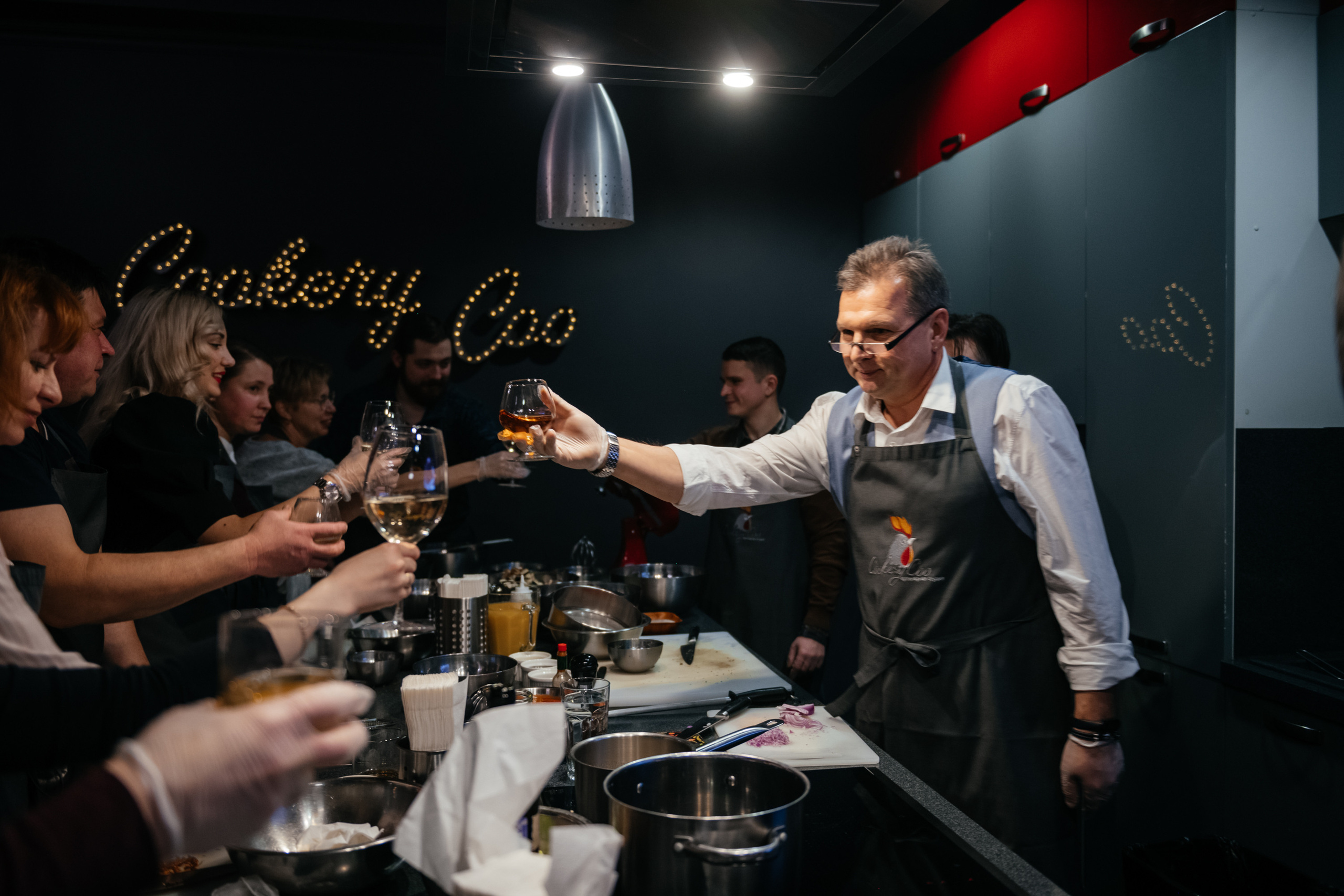 Фотосъемка корпоративов. Свадебный фотограф в Санкт-Петербурге Никита Селиверстов