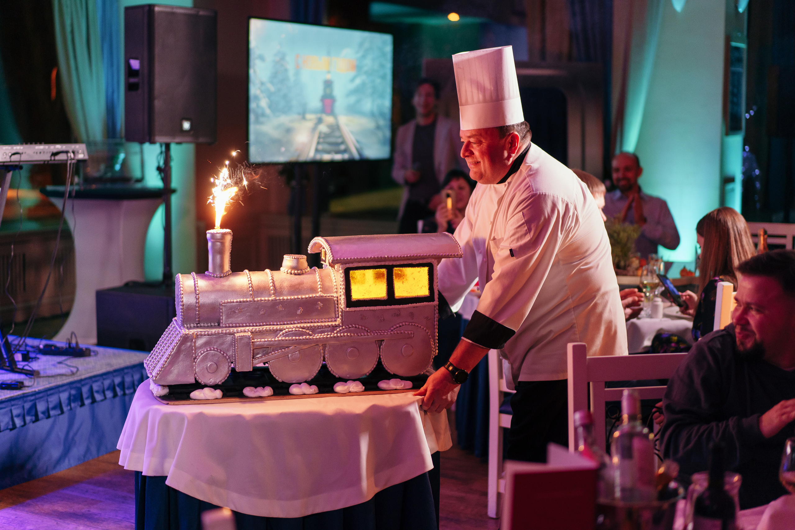 Фотосъемка корпоративов. Свадебный фотограф в Санкт-Петербурге Никита Селиверстов