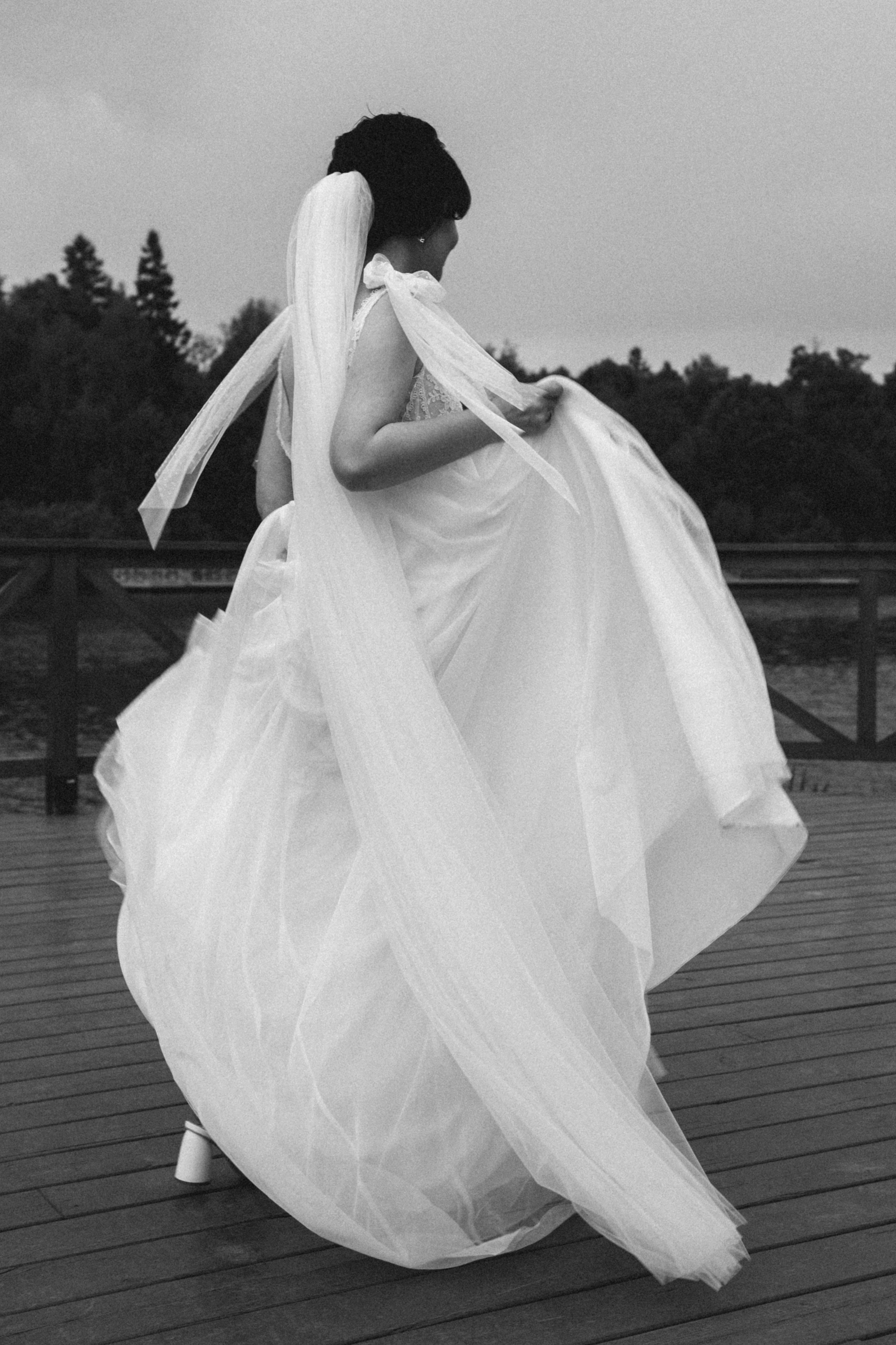 Свадьба с венчанием в Щелково. Прогулка в Гребнево, ресторан Кинза, отель Премиум. Свадебный и семейный фотограф Виктория Носачёва. Щелково, Москва и МО