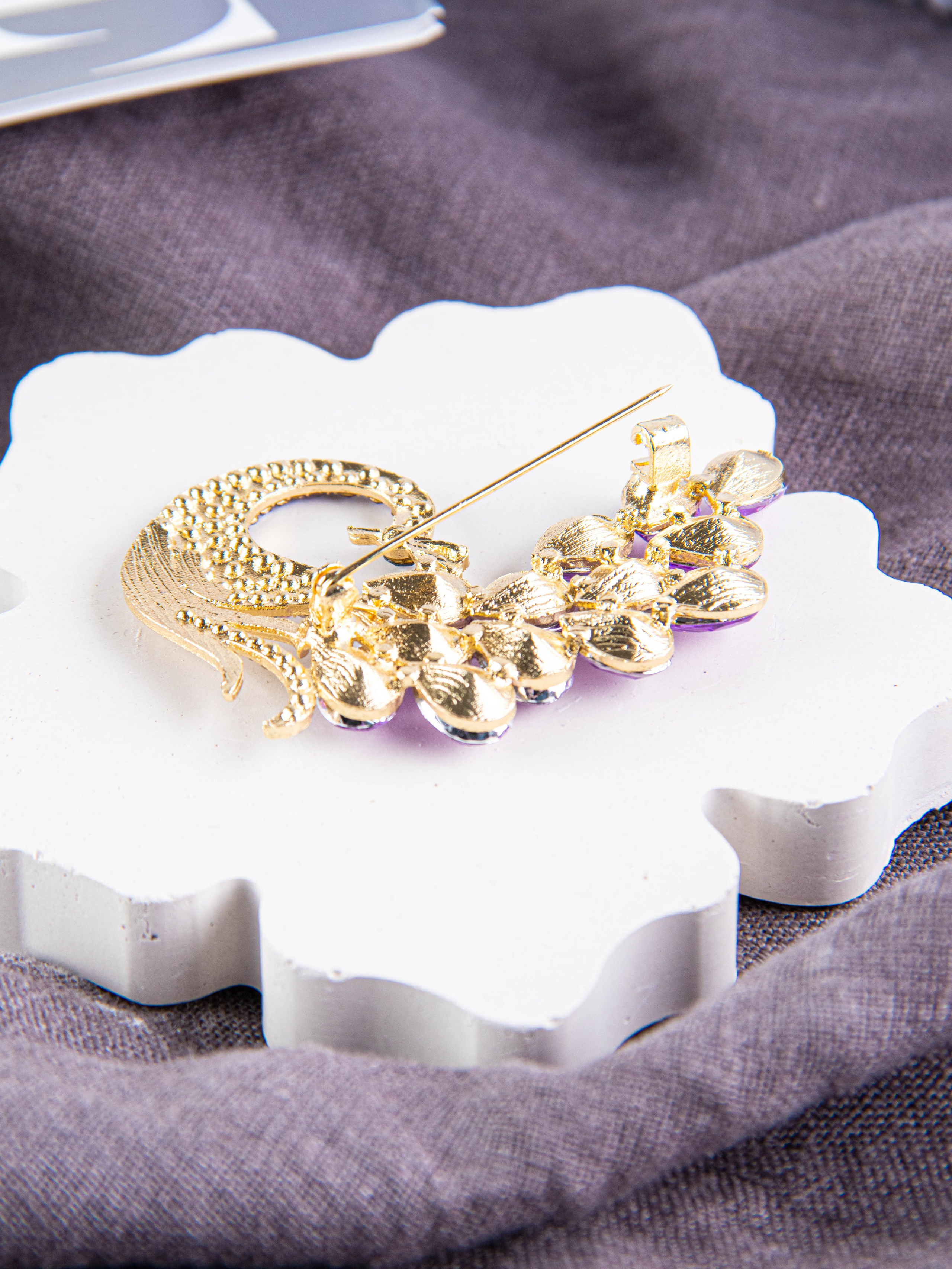 Брошь. «Матрица»