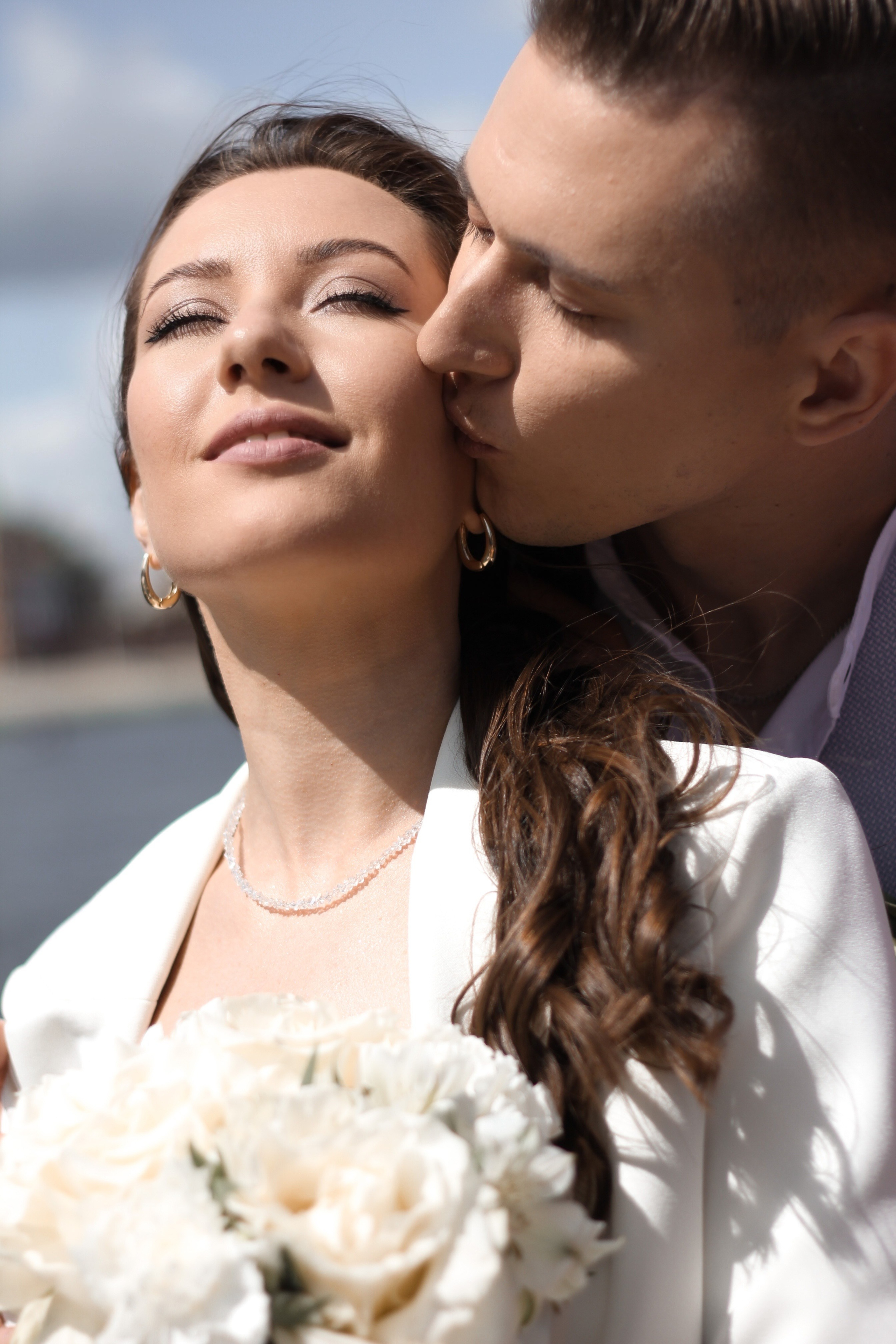 Одно счастье на двоих. Главная