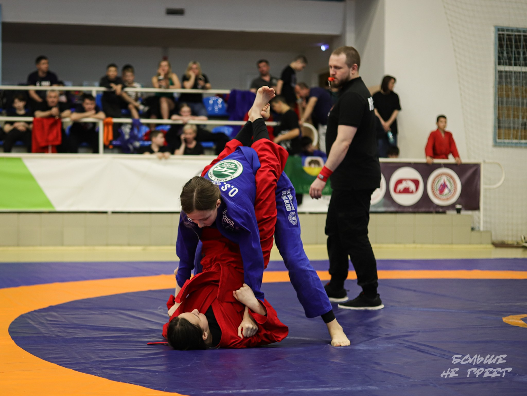 ПЕРВЕНСТВО УРФО ПО СПОРТИВНОЙ БОРЬБЕ ГРЭППЛИНГ И ГРЭППЛИНГ-ГИ. Больше не греет