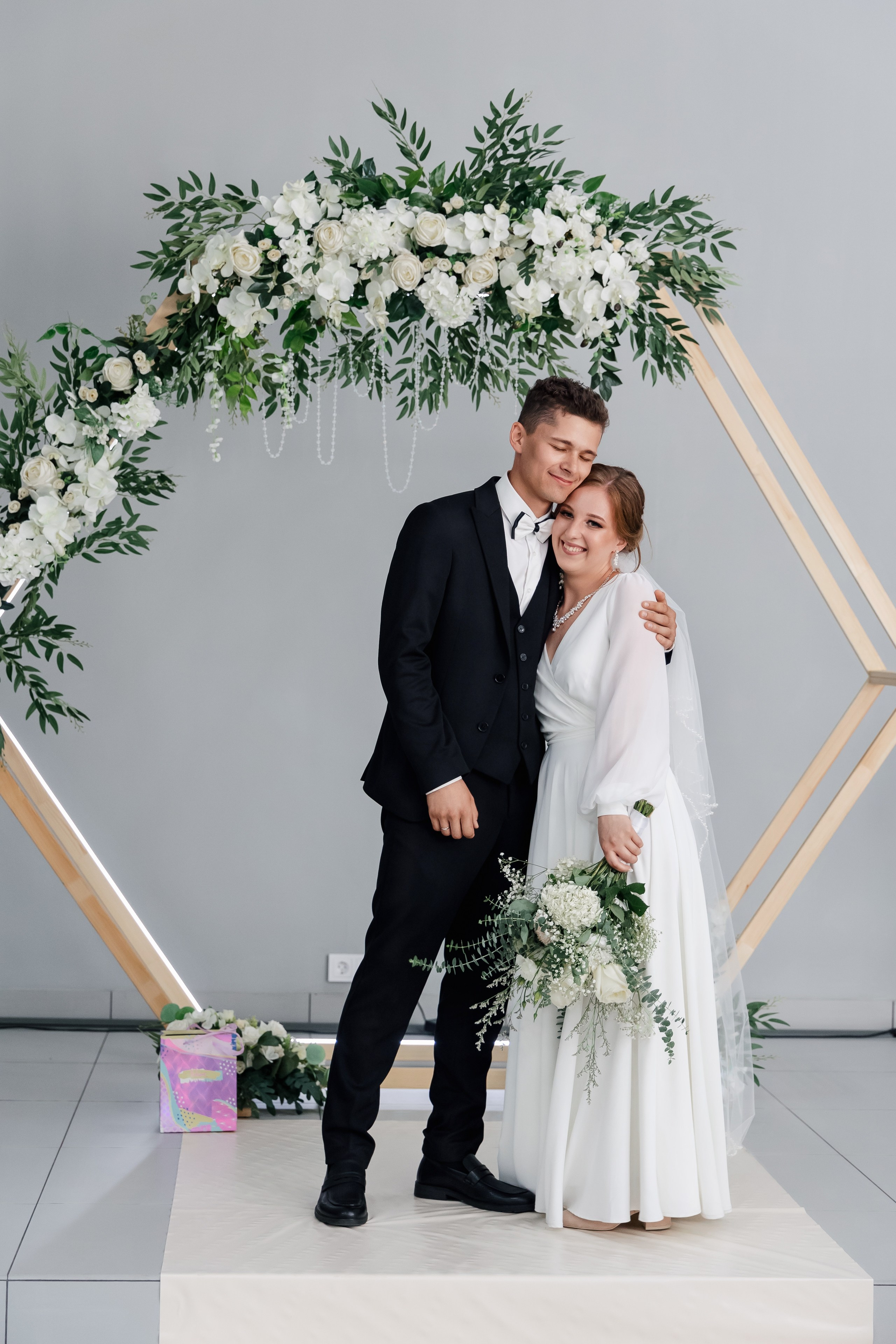 Тимофей и Маргарита. Озеро Лотосов. Венчание в церкви. Свадебный фотограф в Хабаровске