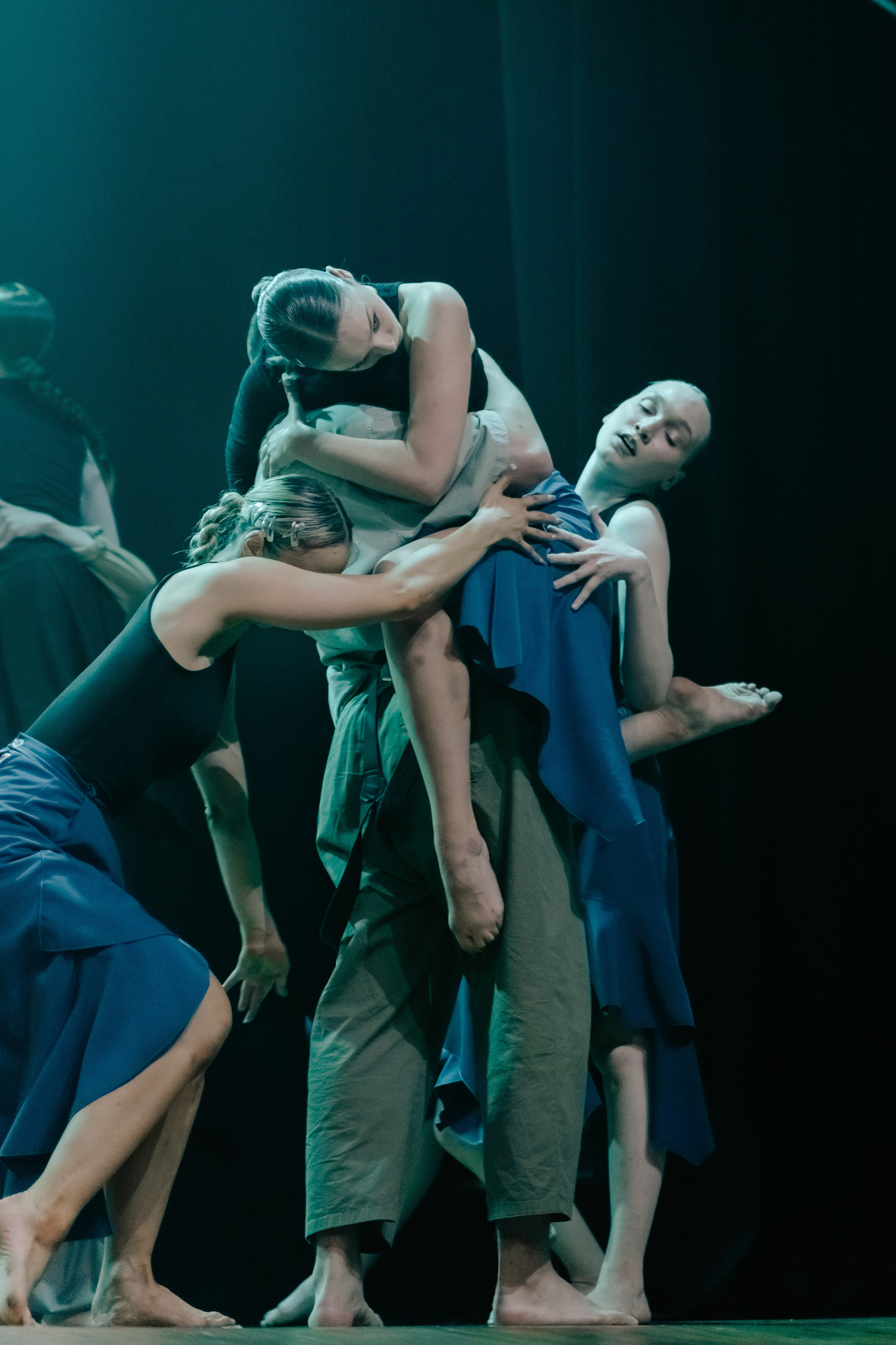 Спектакль «Песнь сирен». Главная