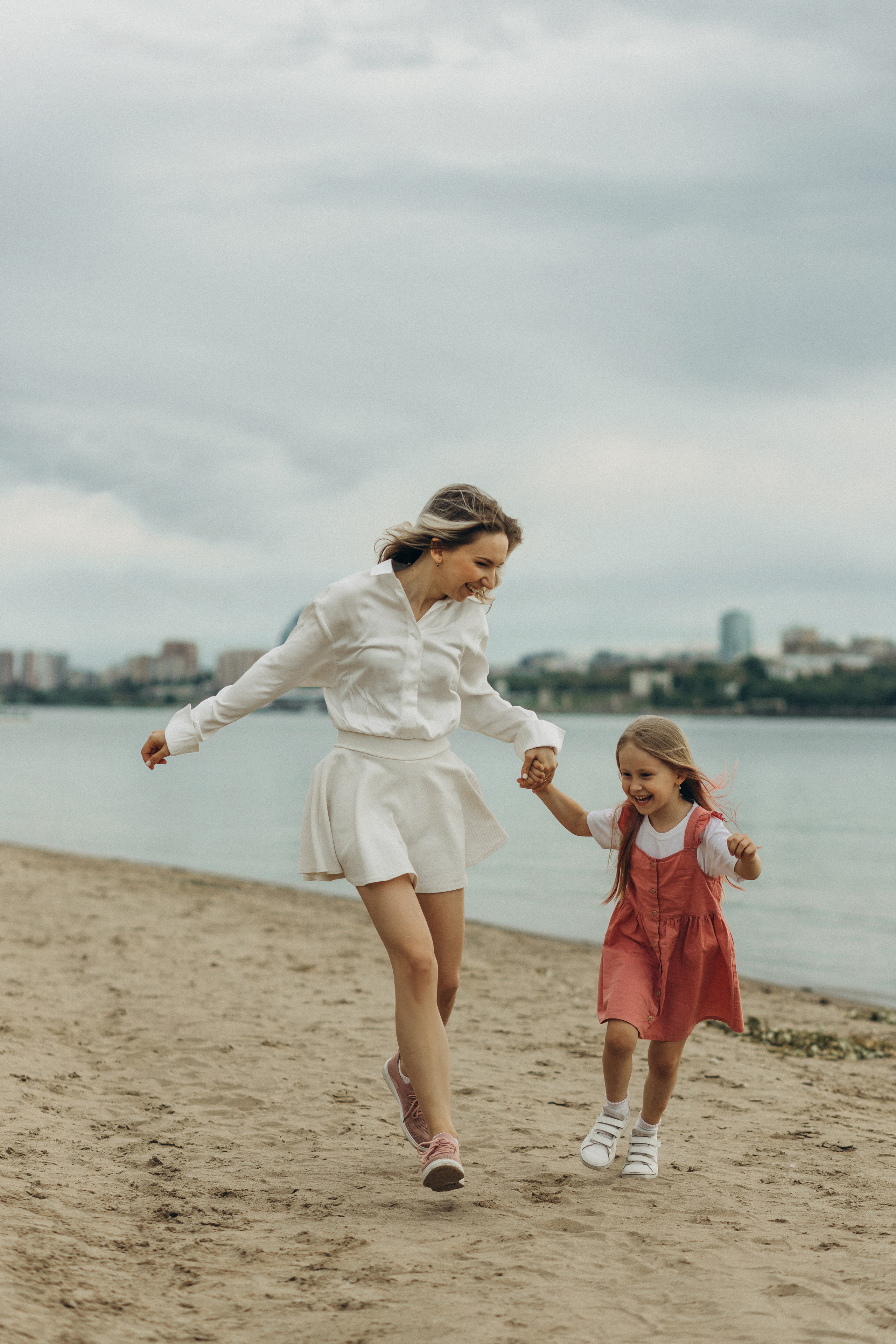 Маша, Женя, Ксюша и Аня. Семейный фотограф и детский фотограф в Волгограде Алеся Бутакова — дет