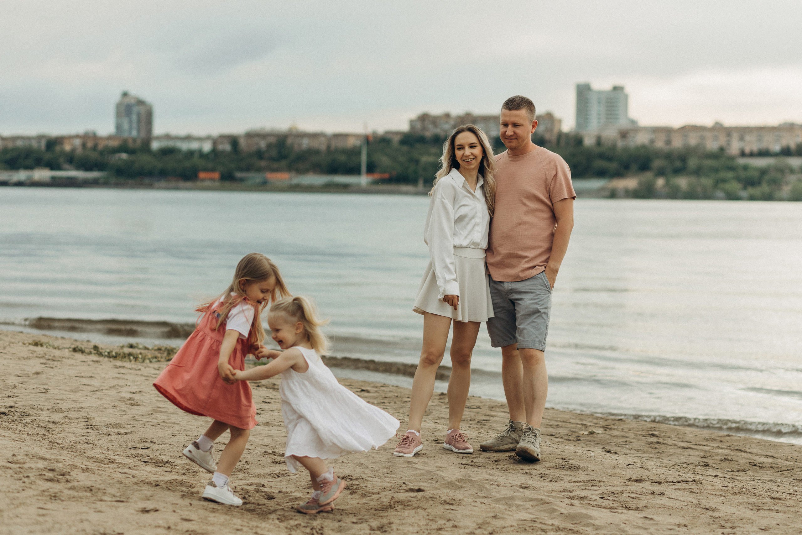 Маша, Женя, Ксюша и Аня. Семейный фотограф и детский фотограф в Волгограде Алеся Бутакова — дет