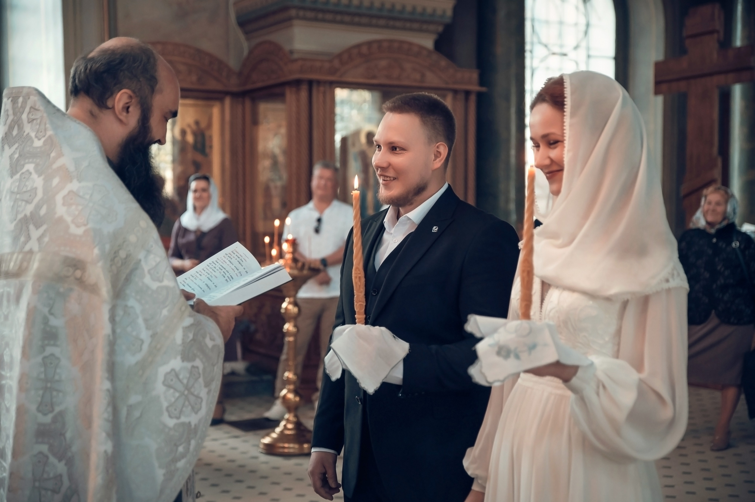 Таинство Венчания Христорождественский кафедральный собор. Семейный фотограф Олеся Батурина Рязань