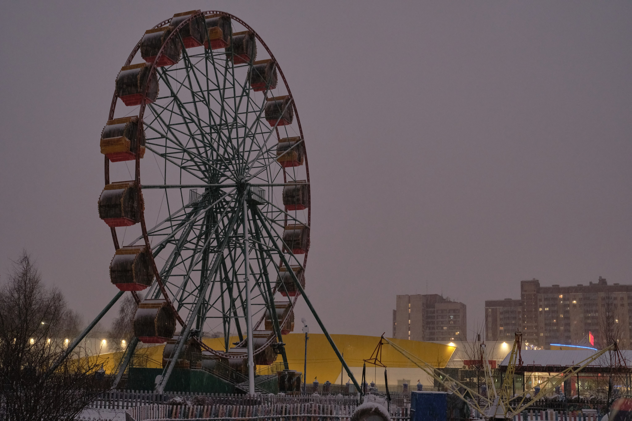 Городской пейзаж — deadpan | Филипп Линзин. Репортажный и портретный фотограф в Санкт-Петербурге Филипп Линзин