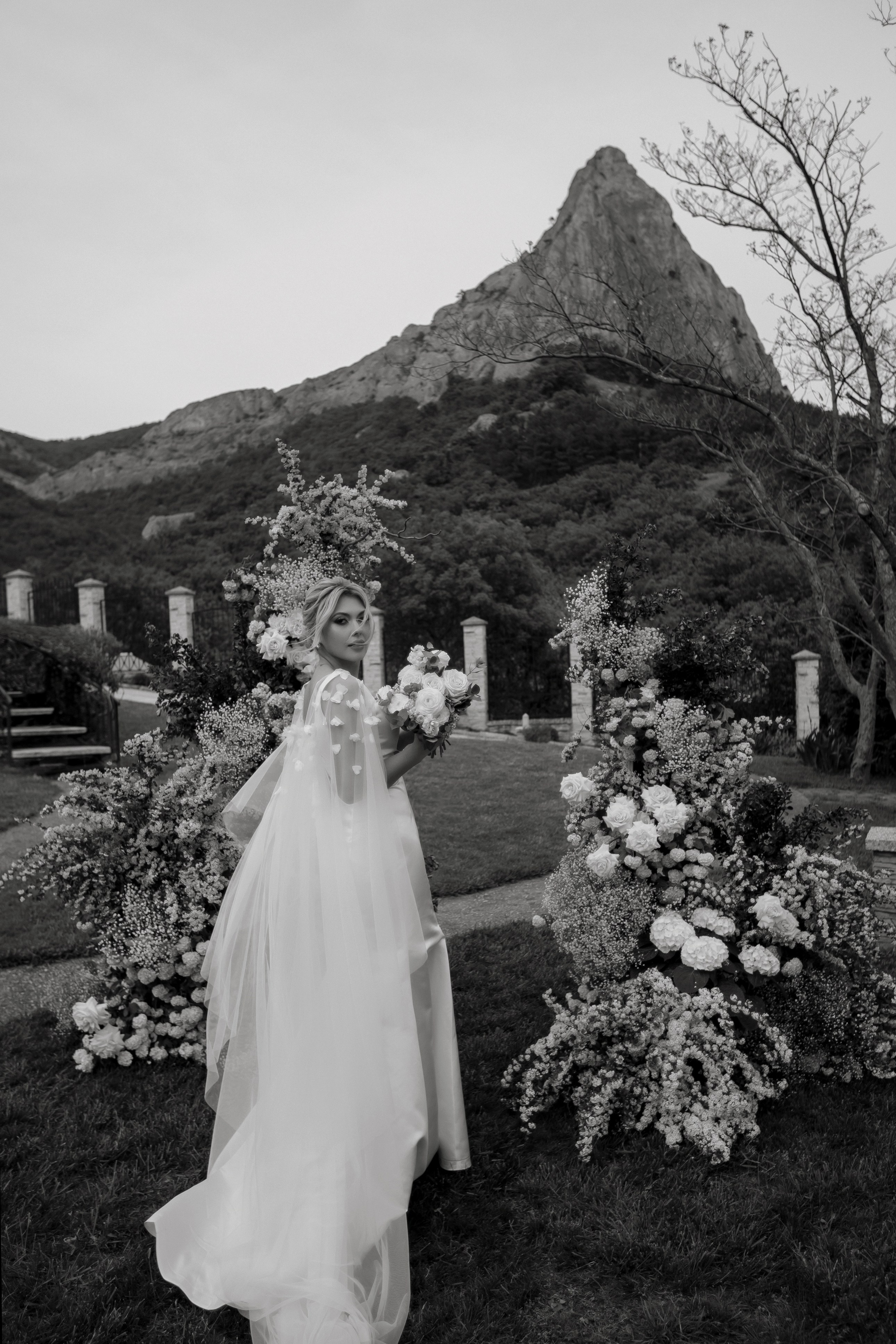 Денис и Алина. Белый замок. Фотограф Анна Лейман. Севастополь