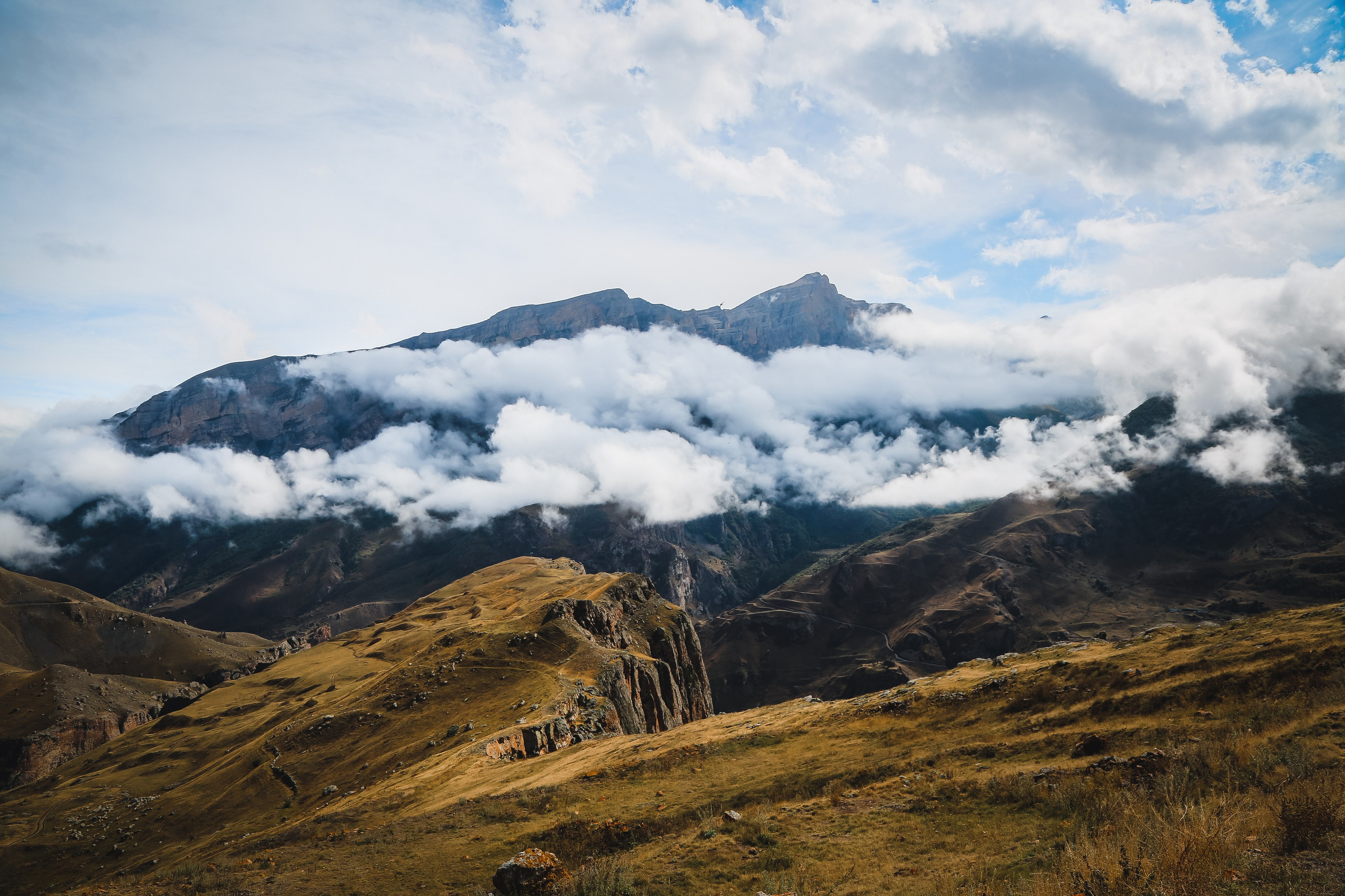 Кавказ: Безенги в Кабардино-Балкарии. Дарья Письменюк / Darya Leitstern — фотограф, музыкант, журналист, путешественник