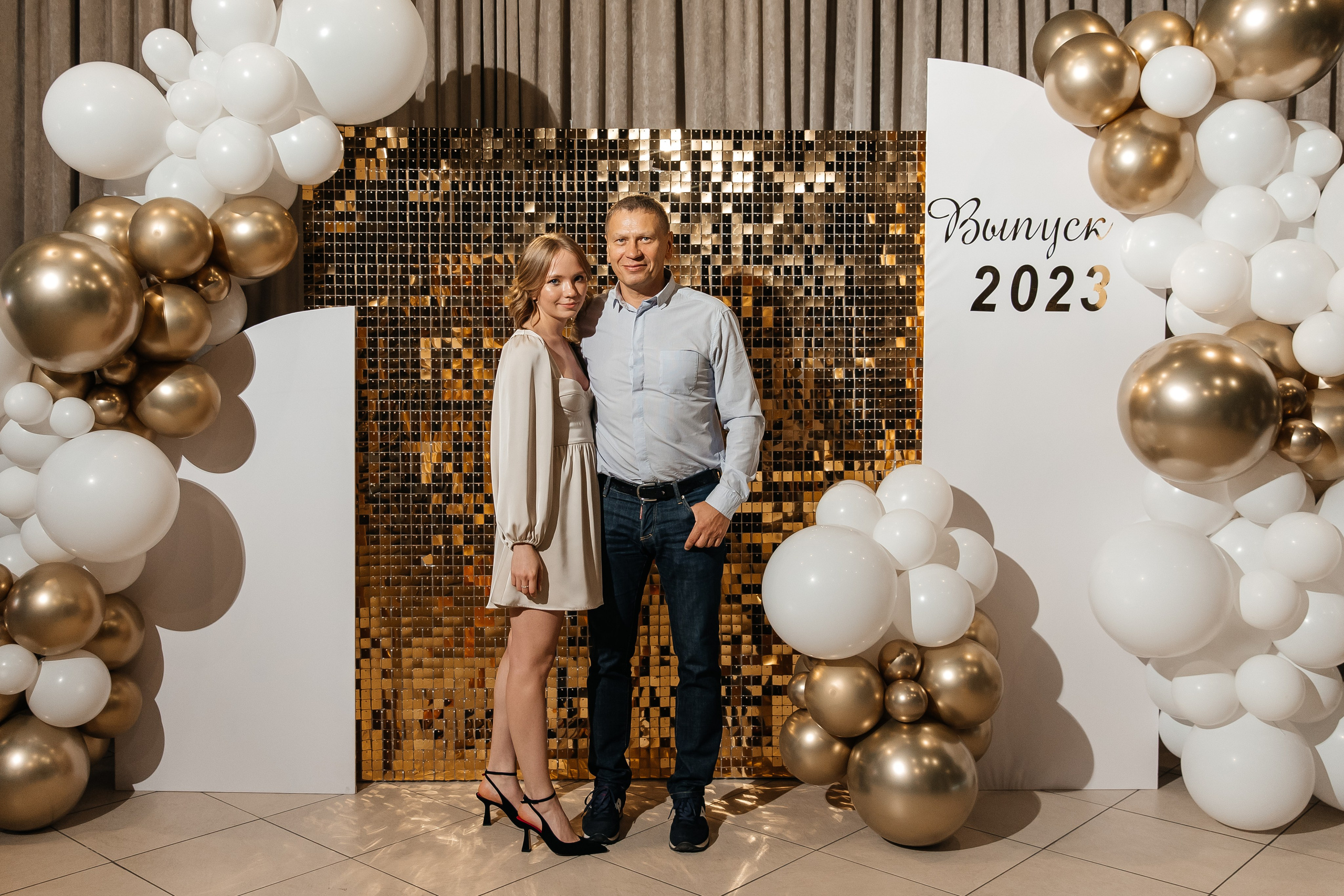 2023-06-23 Выпускной МБОУ СОШ № 10. Фотограф в Красноярске