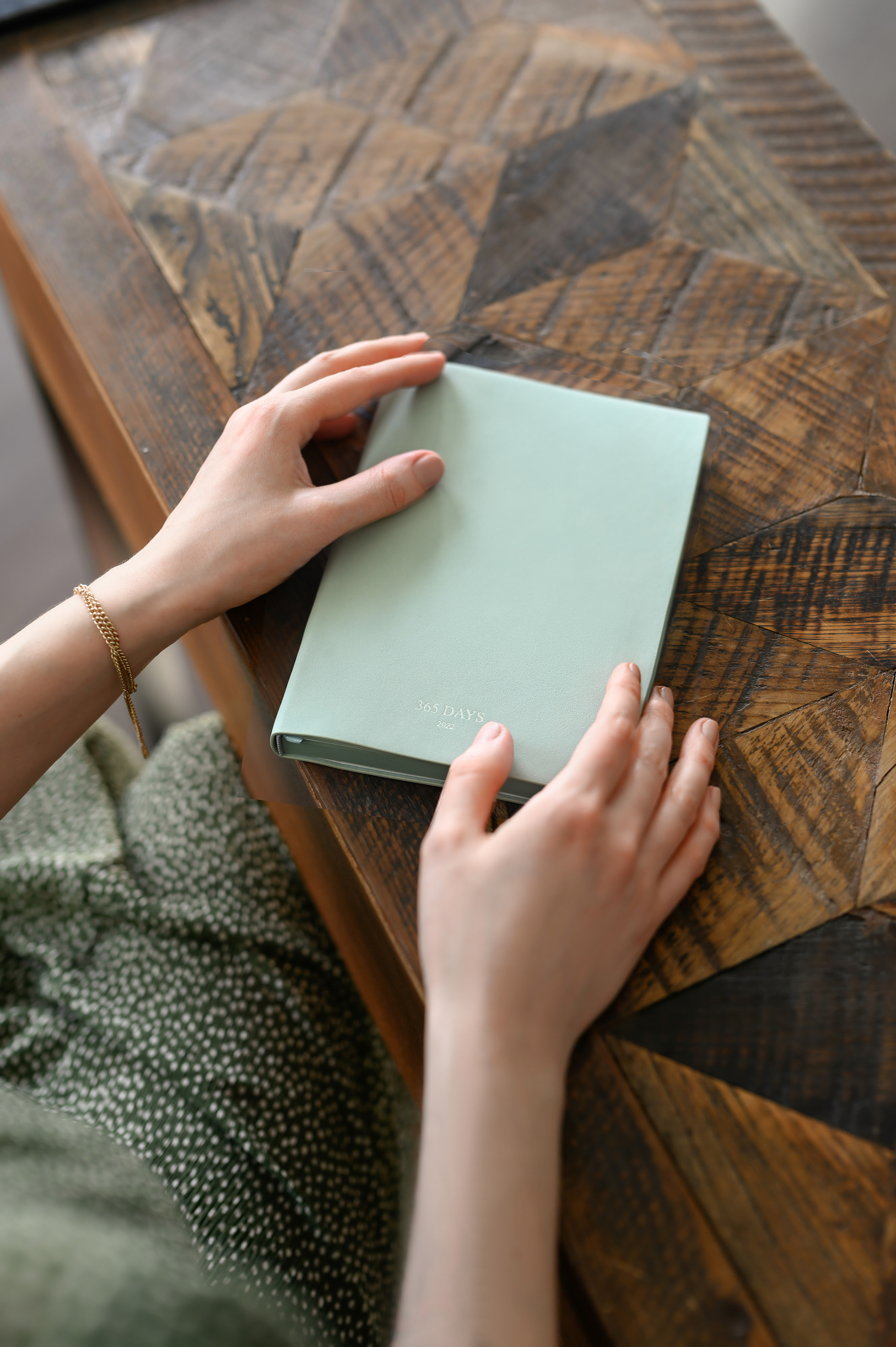 Съёмка для производителя ежедневников. Semerlina.ru