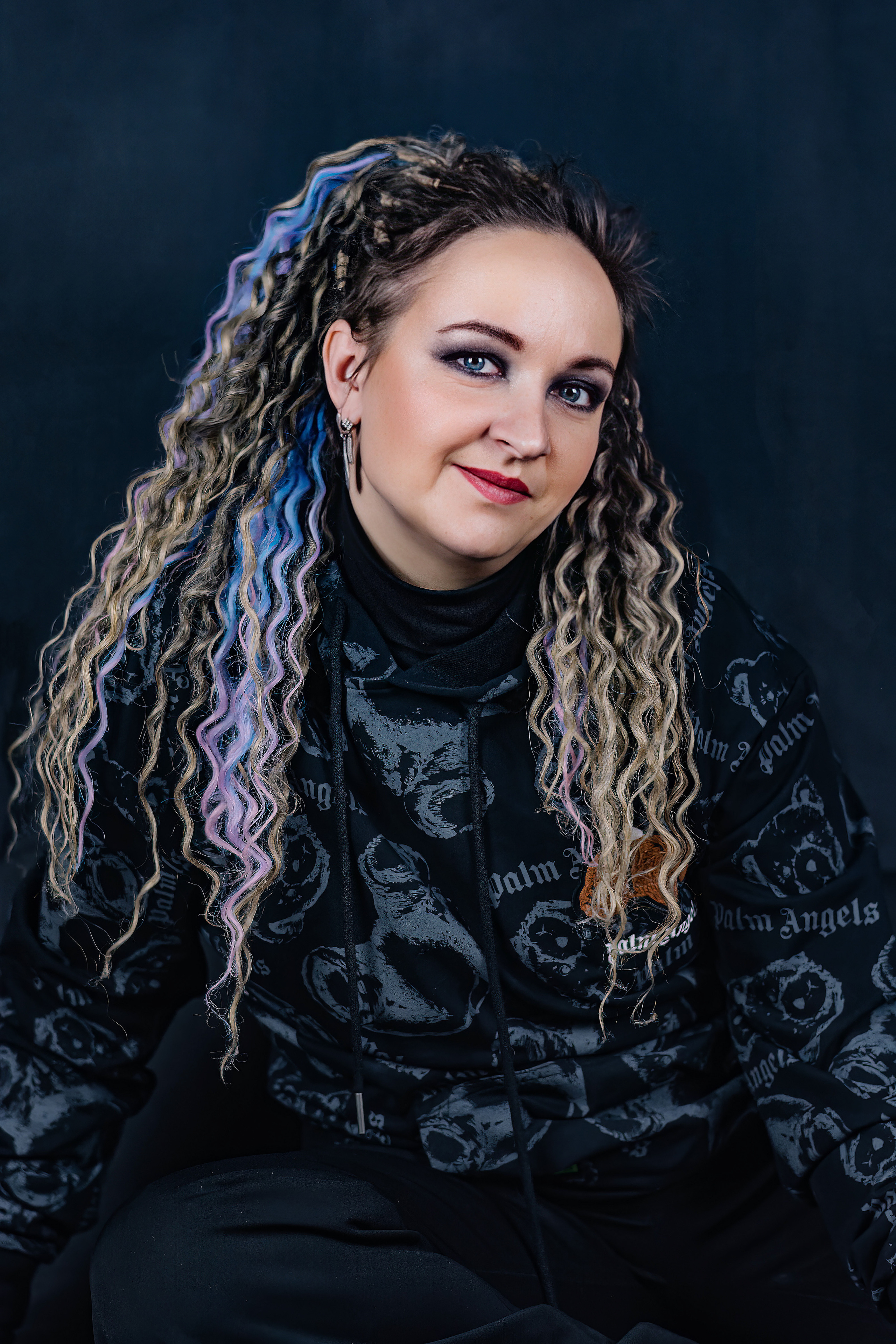 Фотосессия в темных тонах. Фотограф широкого профиля Чита-Цасучей