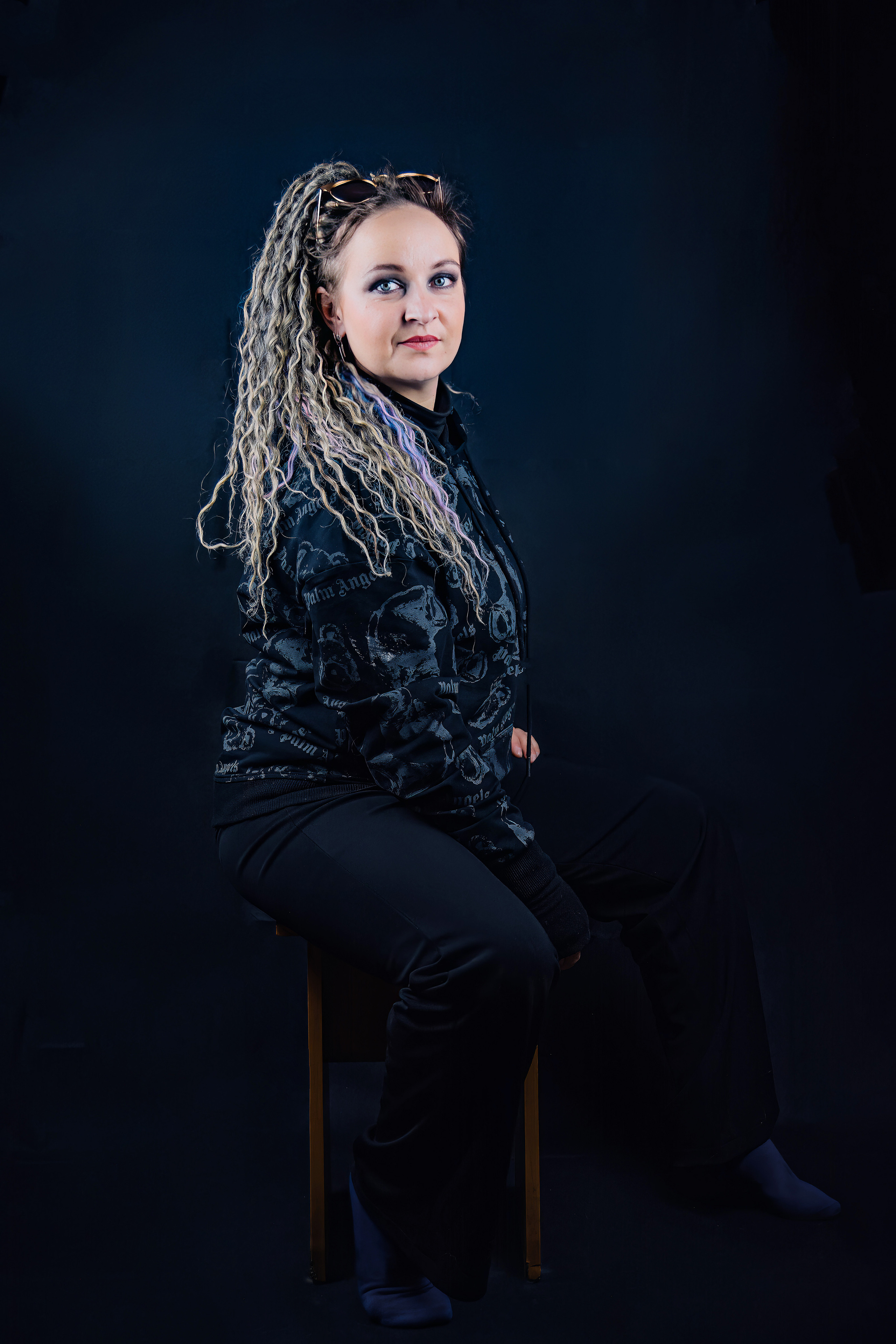 Фотосессия в темных тонах. Фотограф широкого профиля Чита-Цасучей