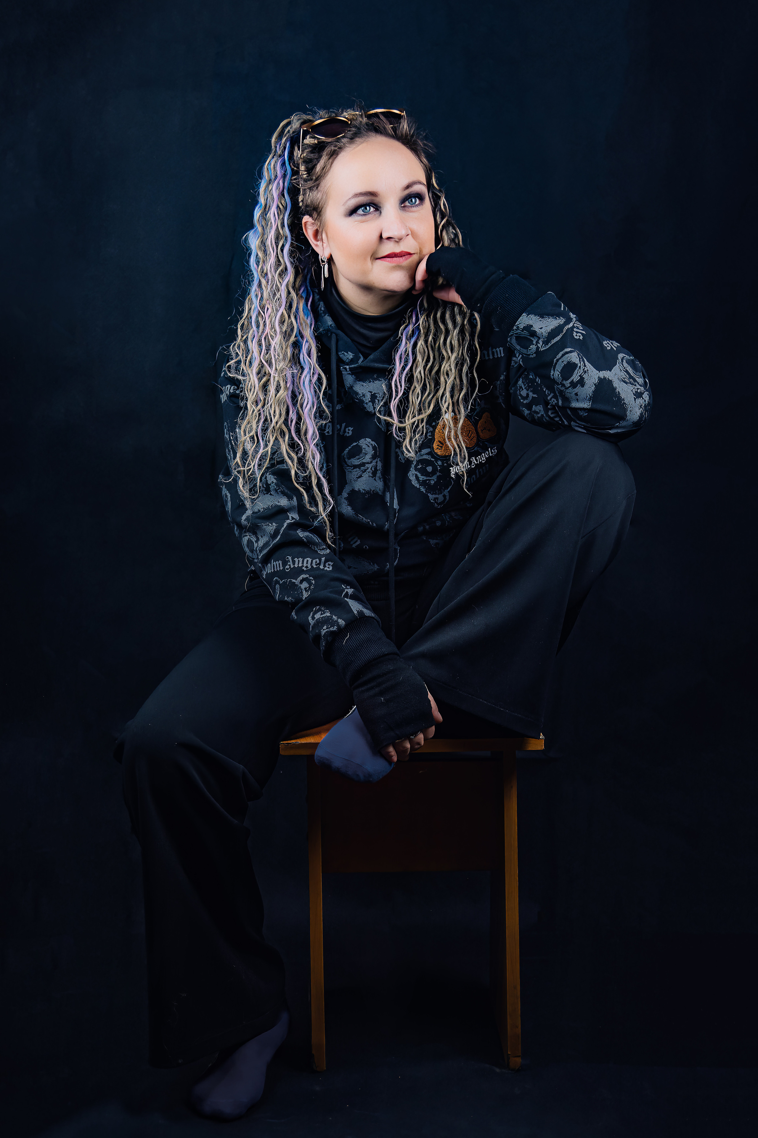 Фотосессия в темных тонах. Фотограф широкого профиля Чита-Цасучей