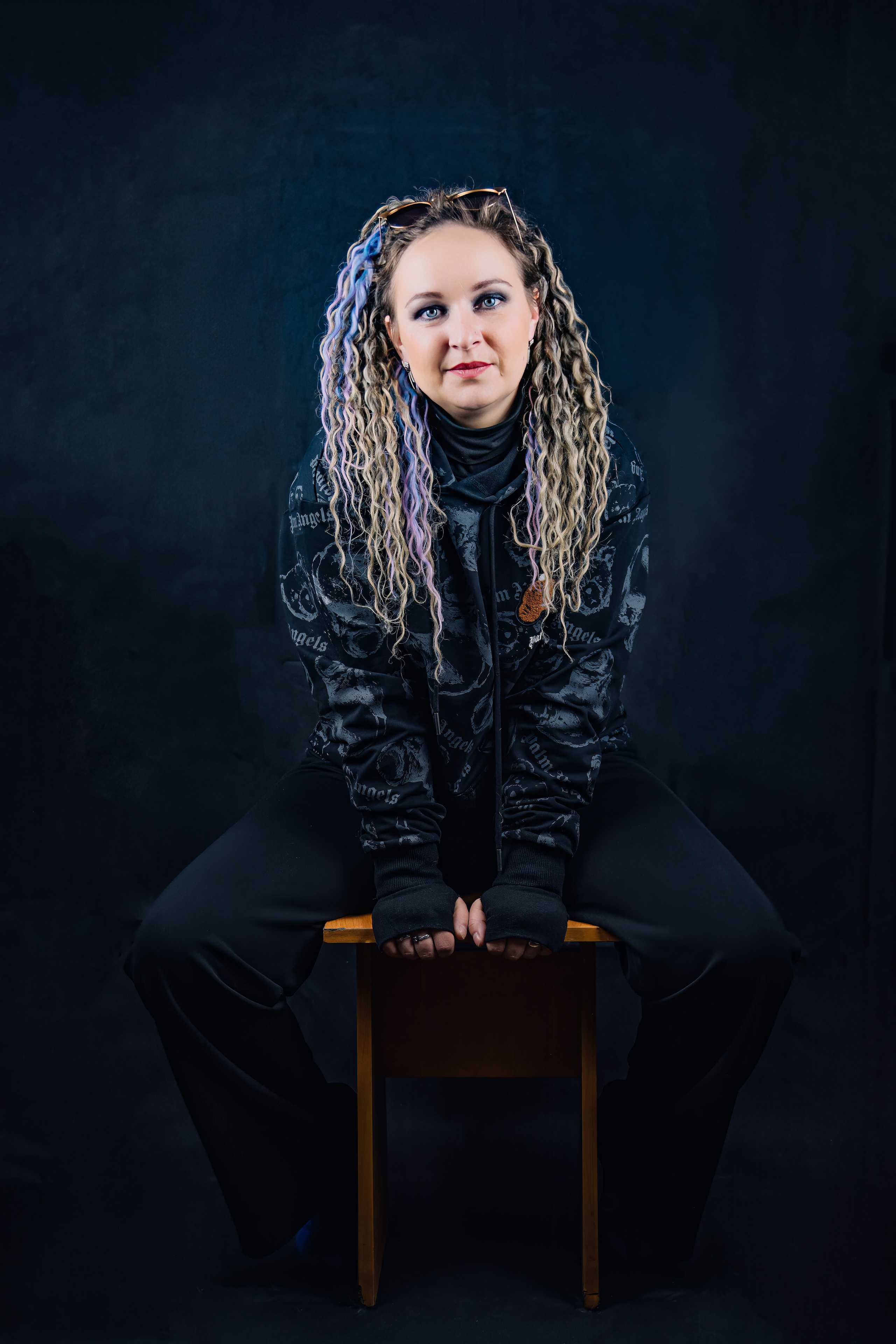 Фотосессия в темных тонах. Фотограф широкого профиля Чита-Цасучей