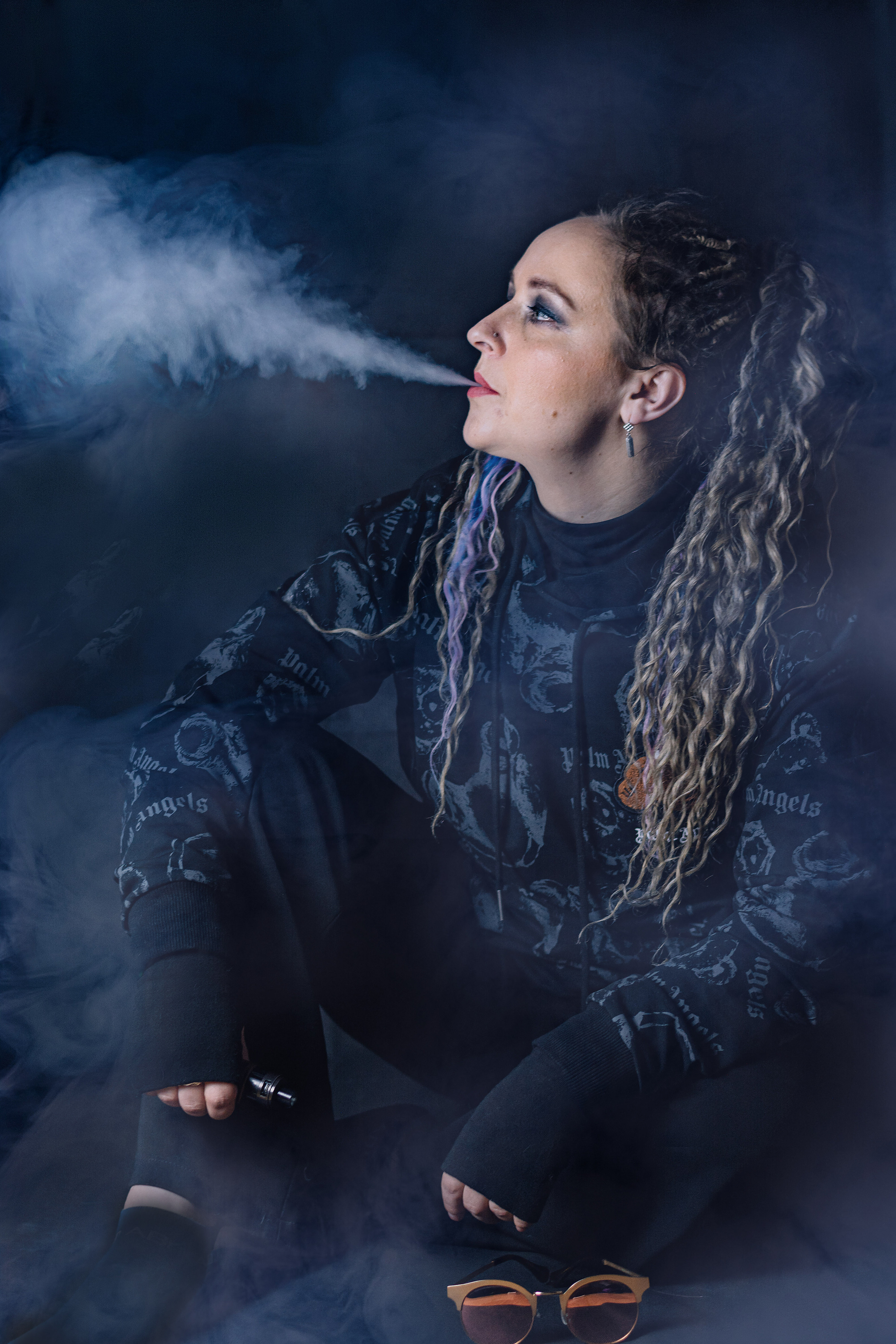 Фотосессия в темных тонах. Фотограф широкого профиля Чита-Цасучей