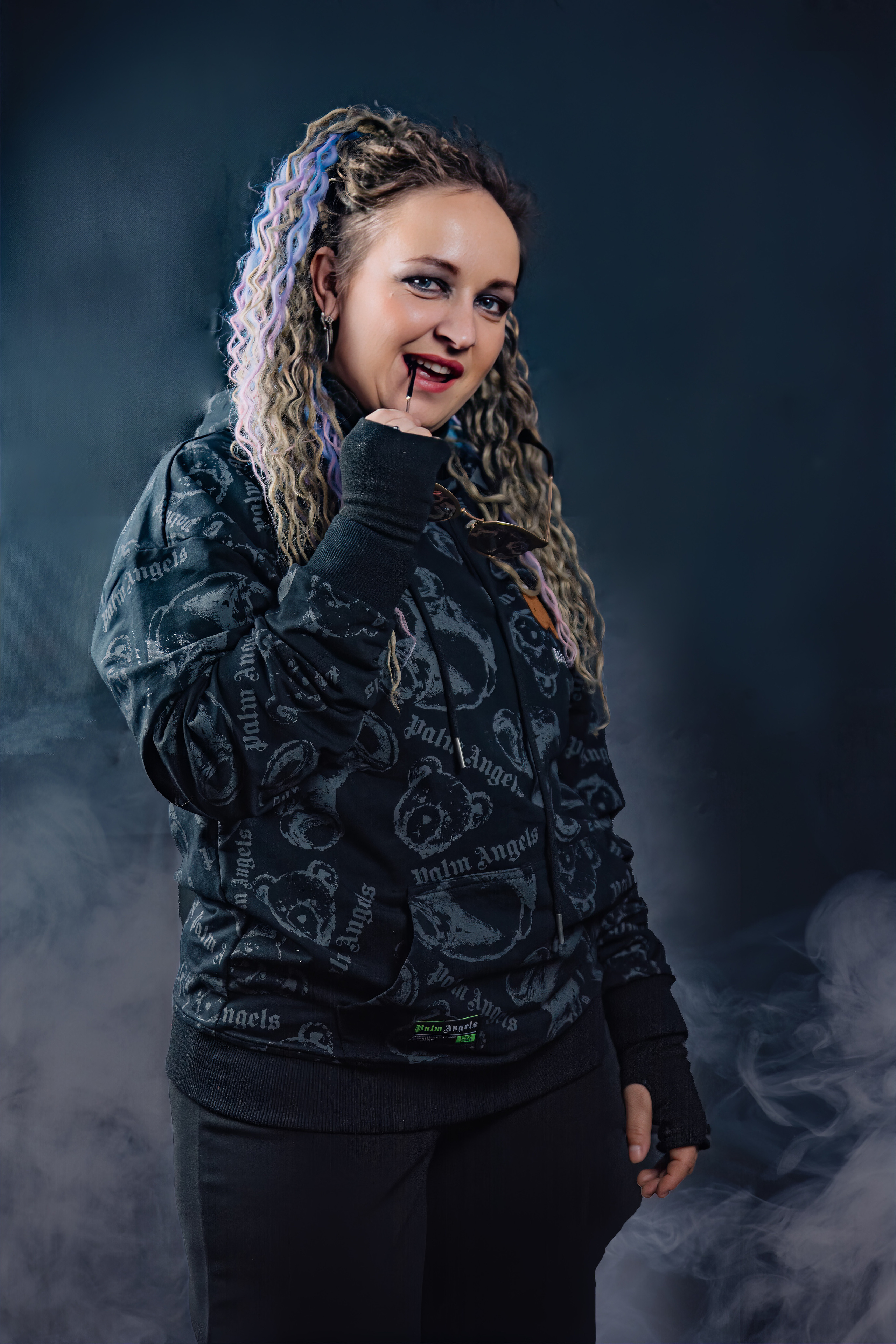 Фотосессия в темных тонах. Фотограф широкого профиля Чита-Цасучей