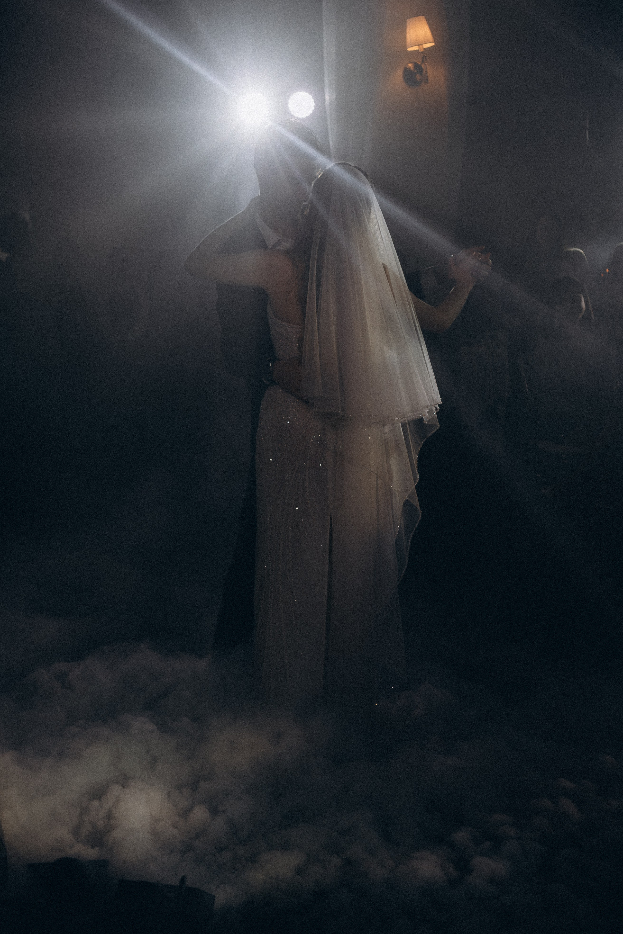 СВАДЕБНАЯ СЬЕМКА СБОРОВ В ОТЕЛЕ И ВЫЕЗД НА ЦЕРЕМОНИЮ (СНЯТО В СИБИРЕ В НИЖНЕВАРТОВСКЕ). Профессиональный фотограф, Санкт-Петербург — Виктория Богомолова