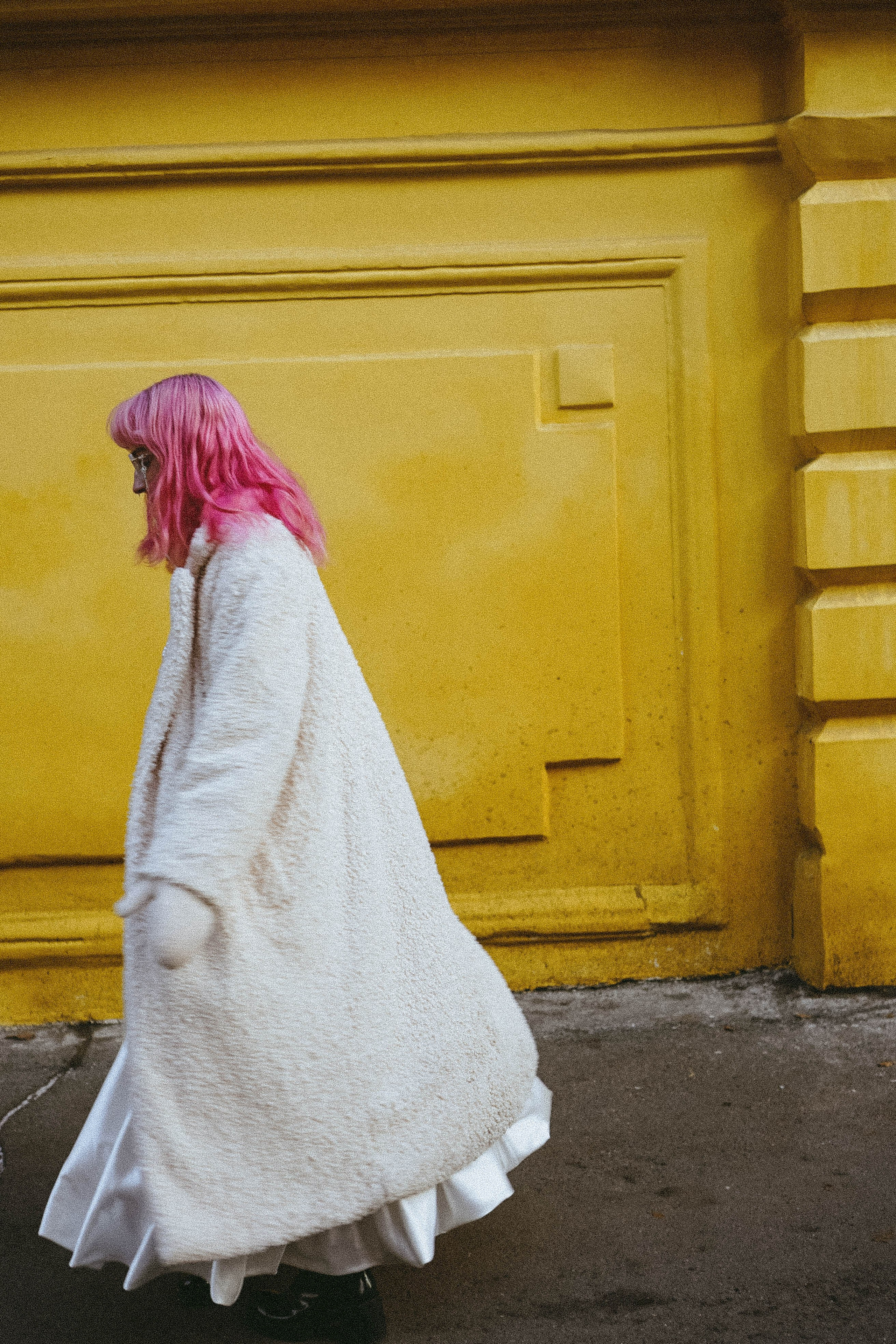 Прогулочная фотосессия с тюльпанами. Профессиональный фотограф, Санкт-Петербург — Виктория Богомолова