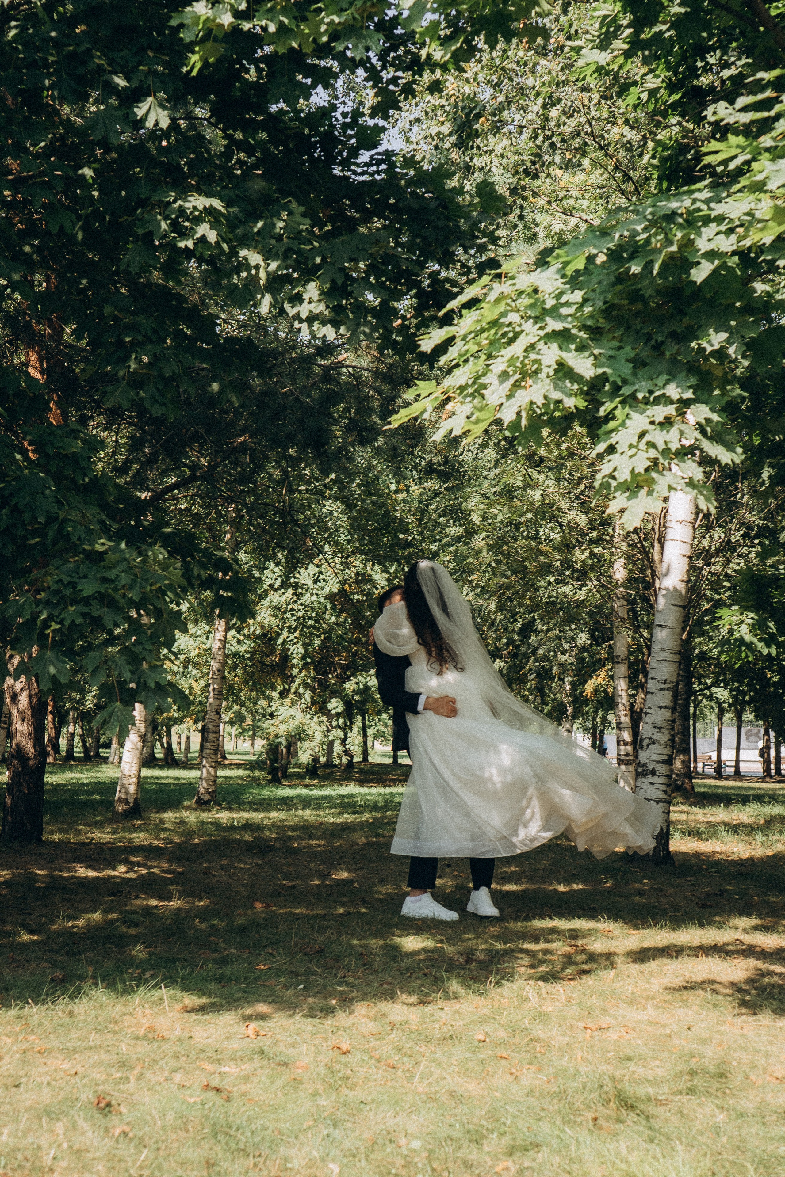 СВАДЕБНАЯ СЬЕМК В ПАРКЕ 300-ЛЕТИЯ. Профессиональный фотограф, Санкт-Петербург — Виктория Богомолова