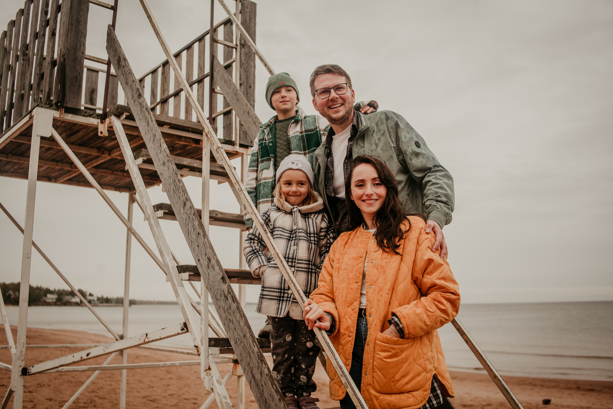 Семейное утро на Ладоге — Фотосессия на природе. Семейный фотограф во Всеволожске и Санкт-Петербурге Юлия Капустина
