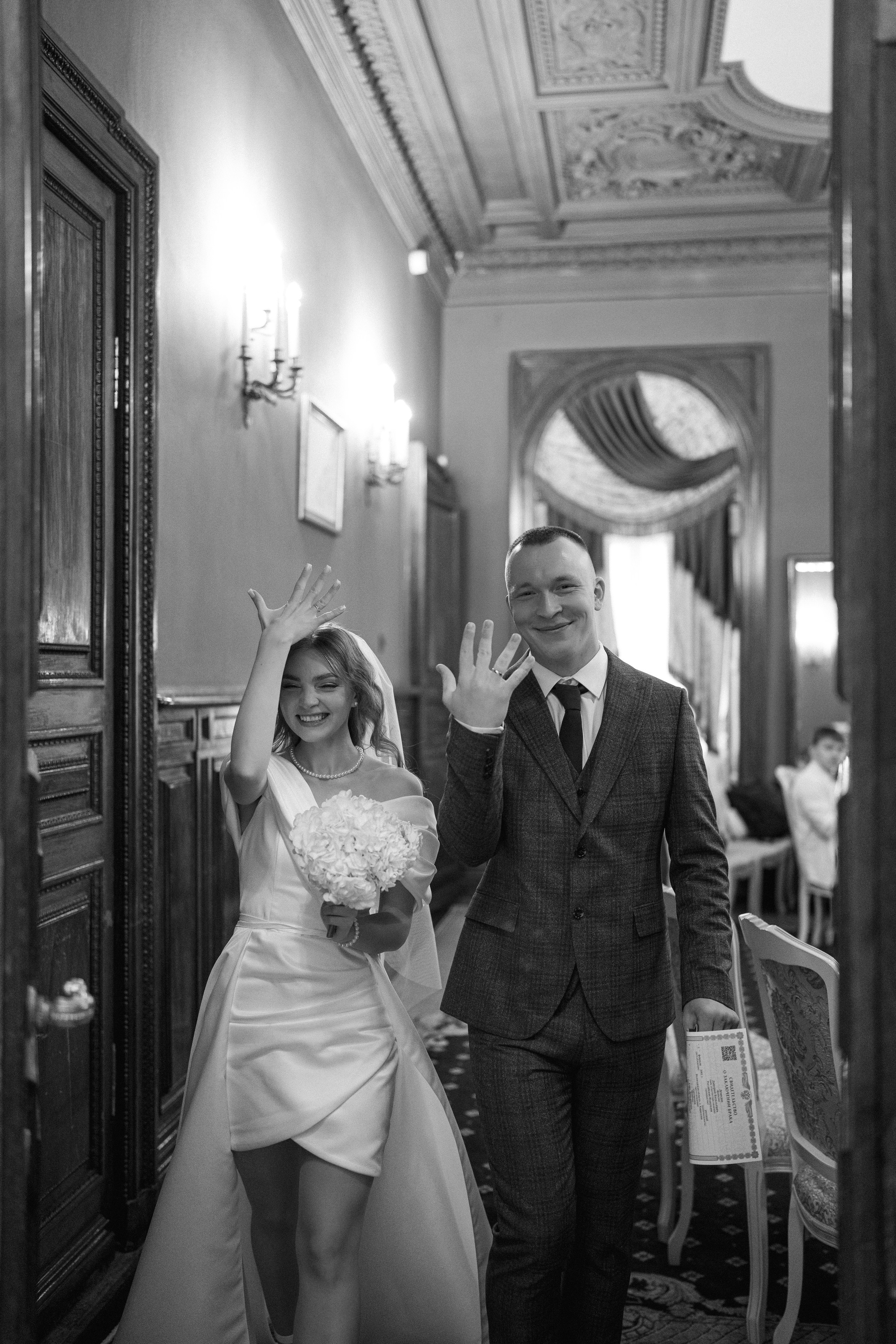 Дмитрий и Кира (Эрмитаж). Свадебный фотограф в Санкт-Петербурге