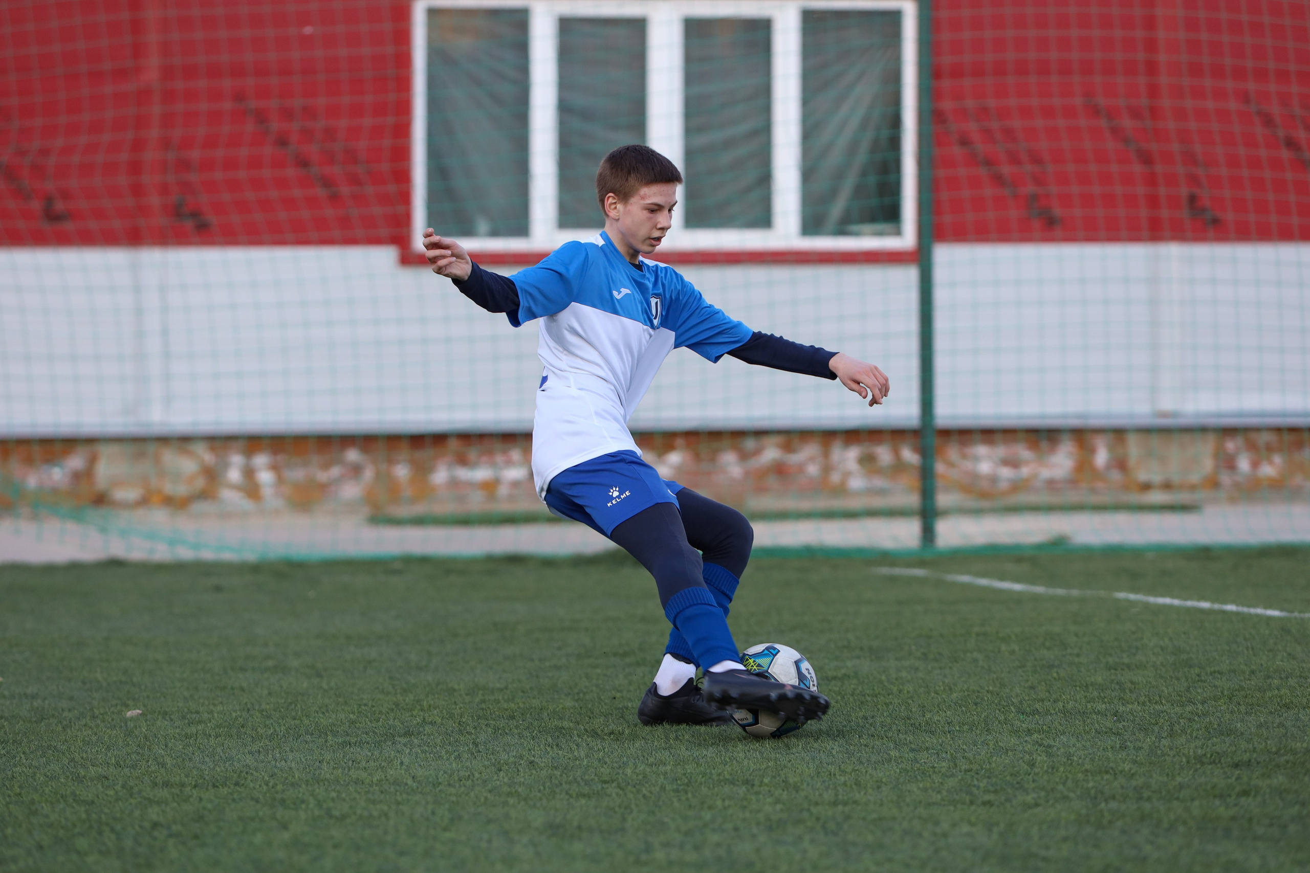 Импульс — Виктория Унион. Чемпионат СФПЛ. Молодежная футбольная лига U-15. Спортивный фотограф в Самаре