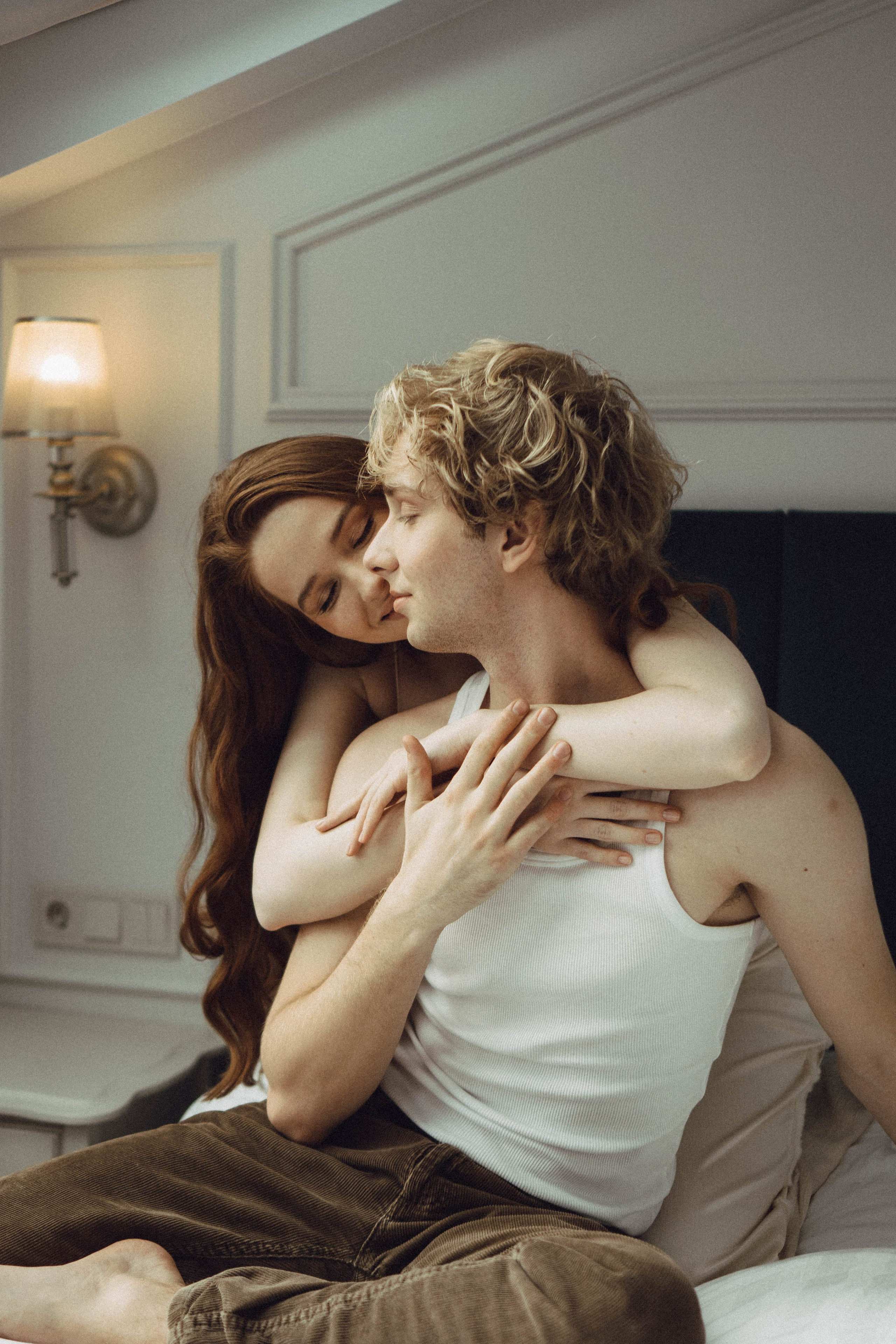 СВАДЕБНАЯ СЬЕМКА В ОТЕЛЕ. СБОРЫ ЖЕНИХА И НЕВЕСТЫ И ТАКЖЕ ТОР И ПОДГОТОВКА К ПРОГУЛКЕ. Профессиональный фотограф, Санкт-Петербург — Виктория Богомолова