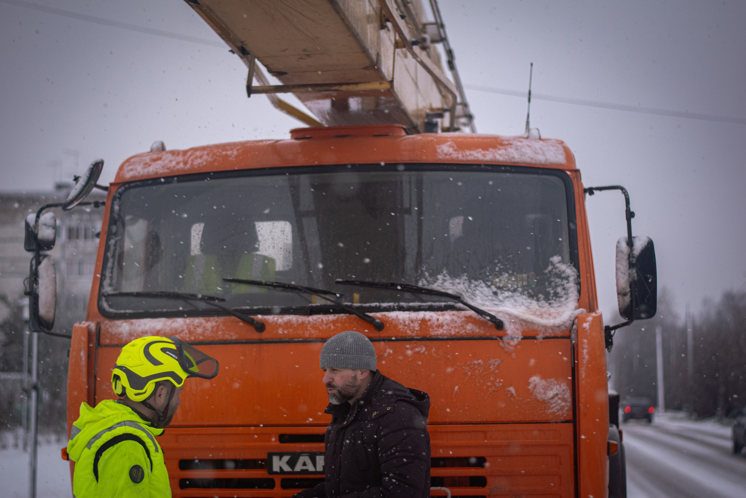 Автовышка 28 метров. Аrbori Culturist