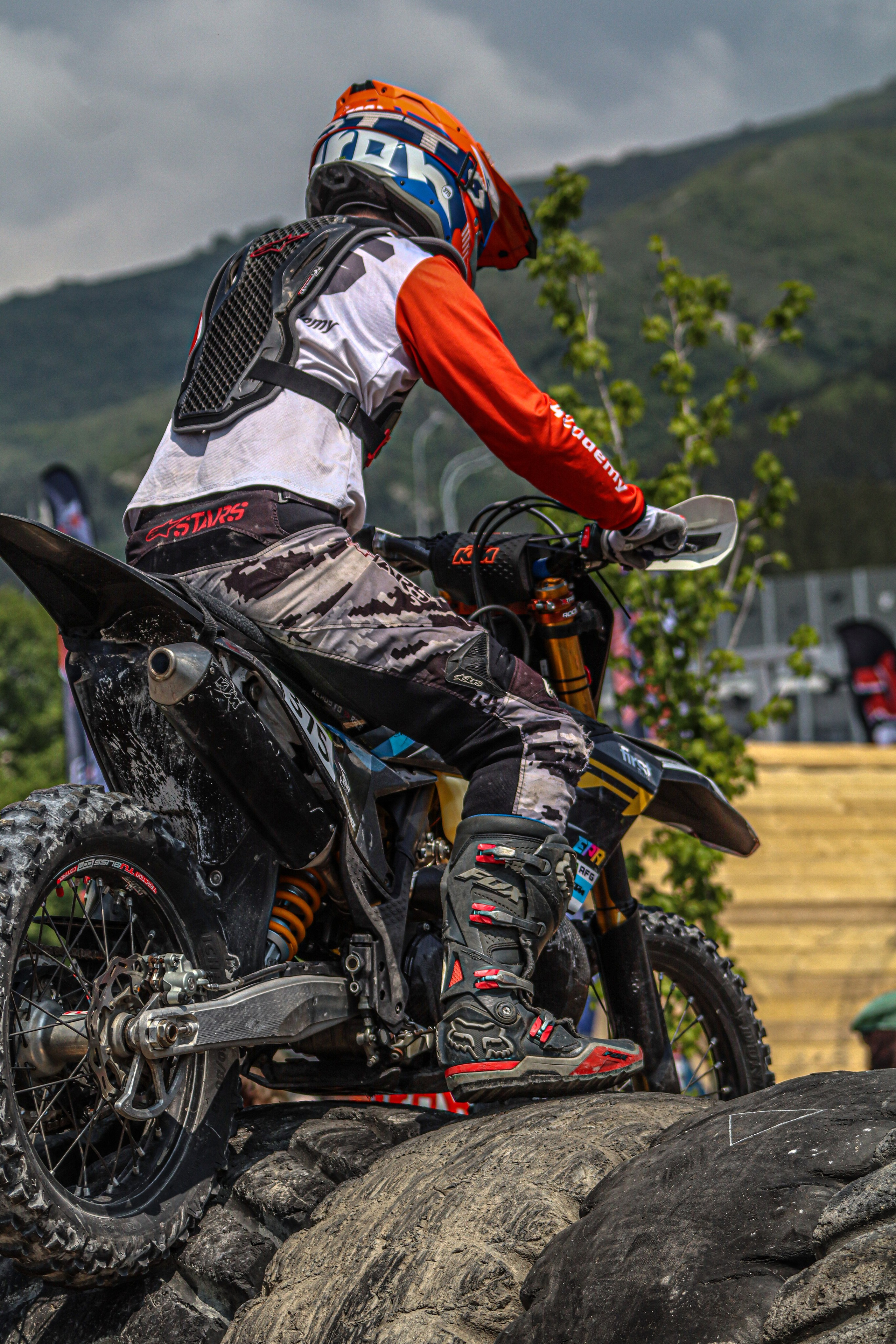 Enduro. Ivaladimirovna1995.wfolio.pro