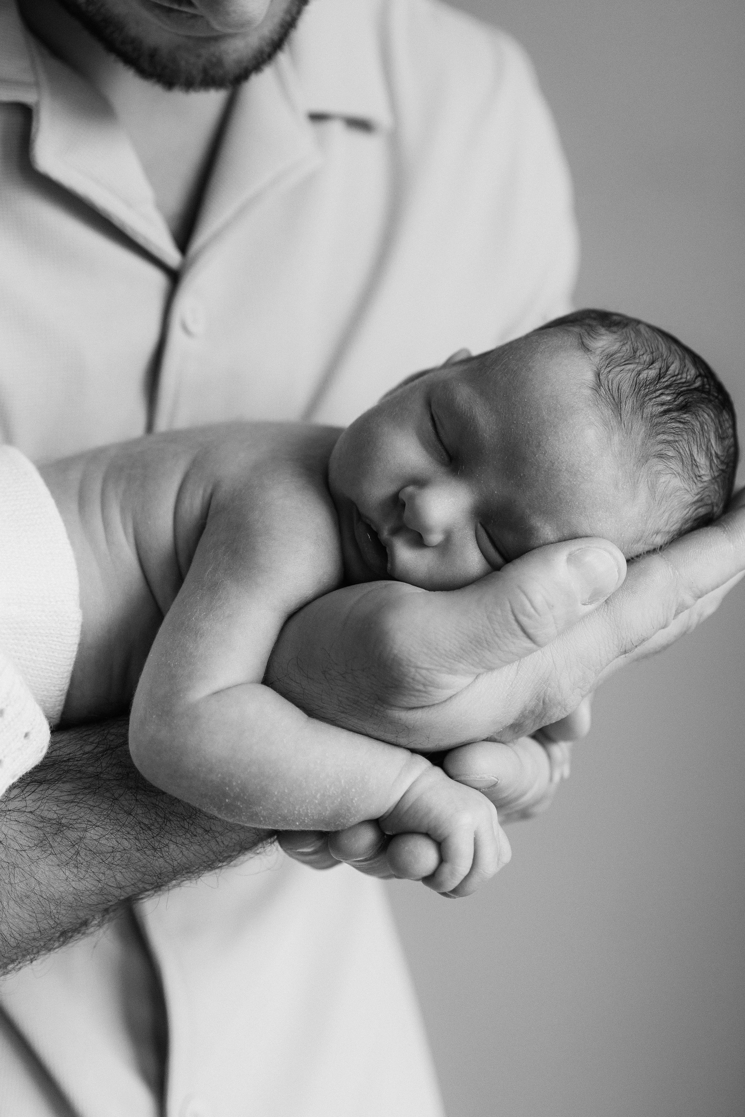 Фотосессия с новорожденным дома. Семейный фотограф в Москве Марина Петра