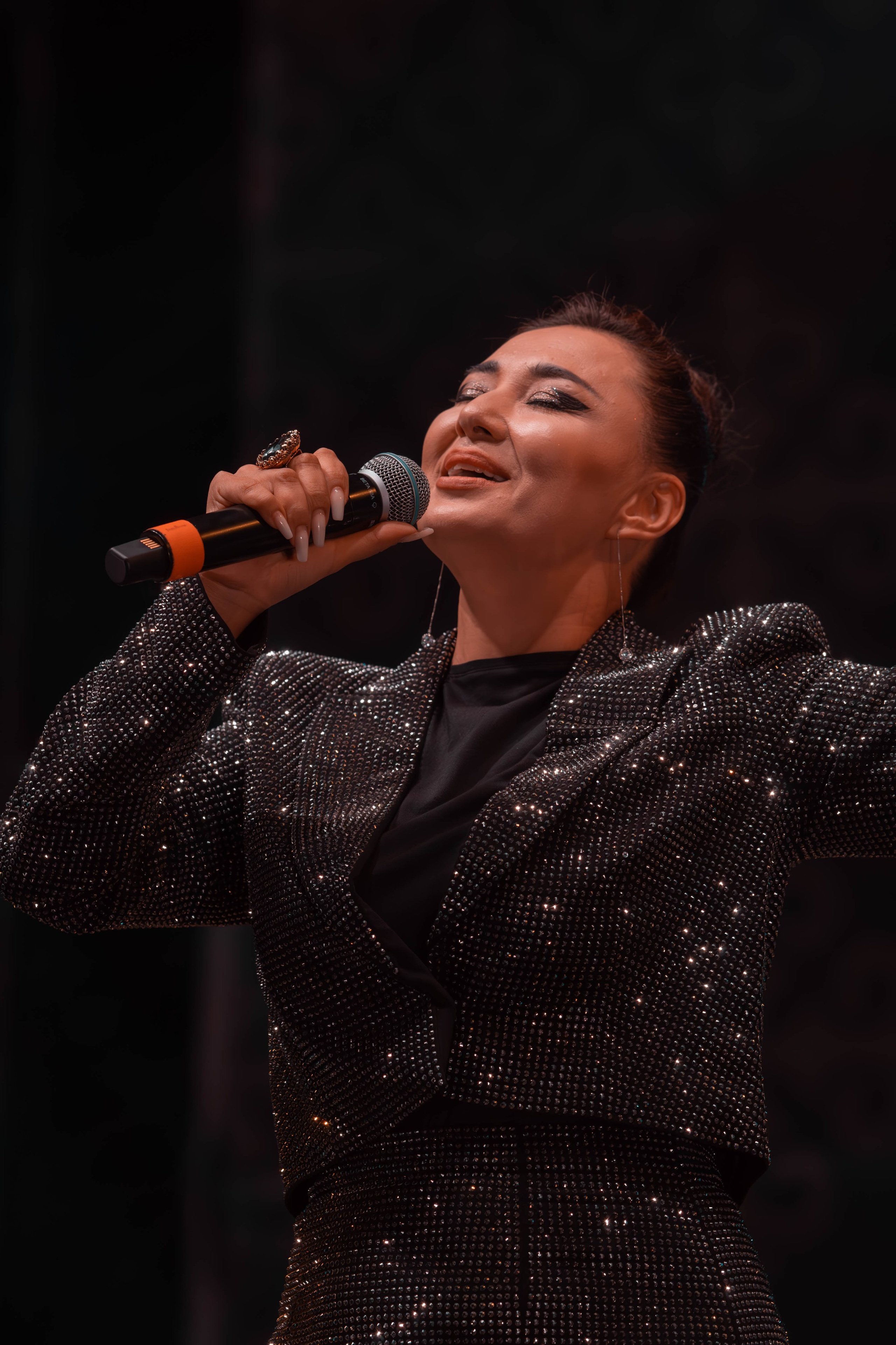 Мадина Садвакасова. Видеограф и Фотограф в Алматы и Караганда