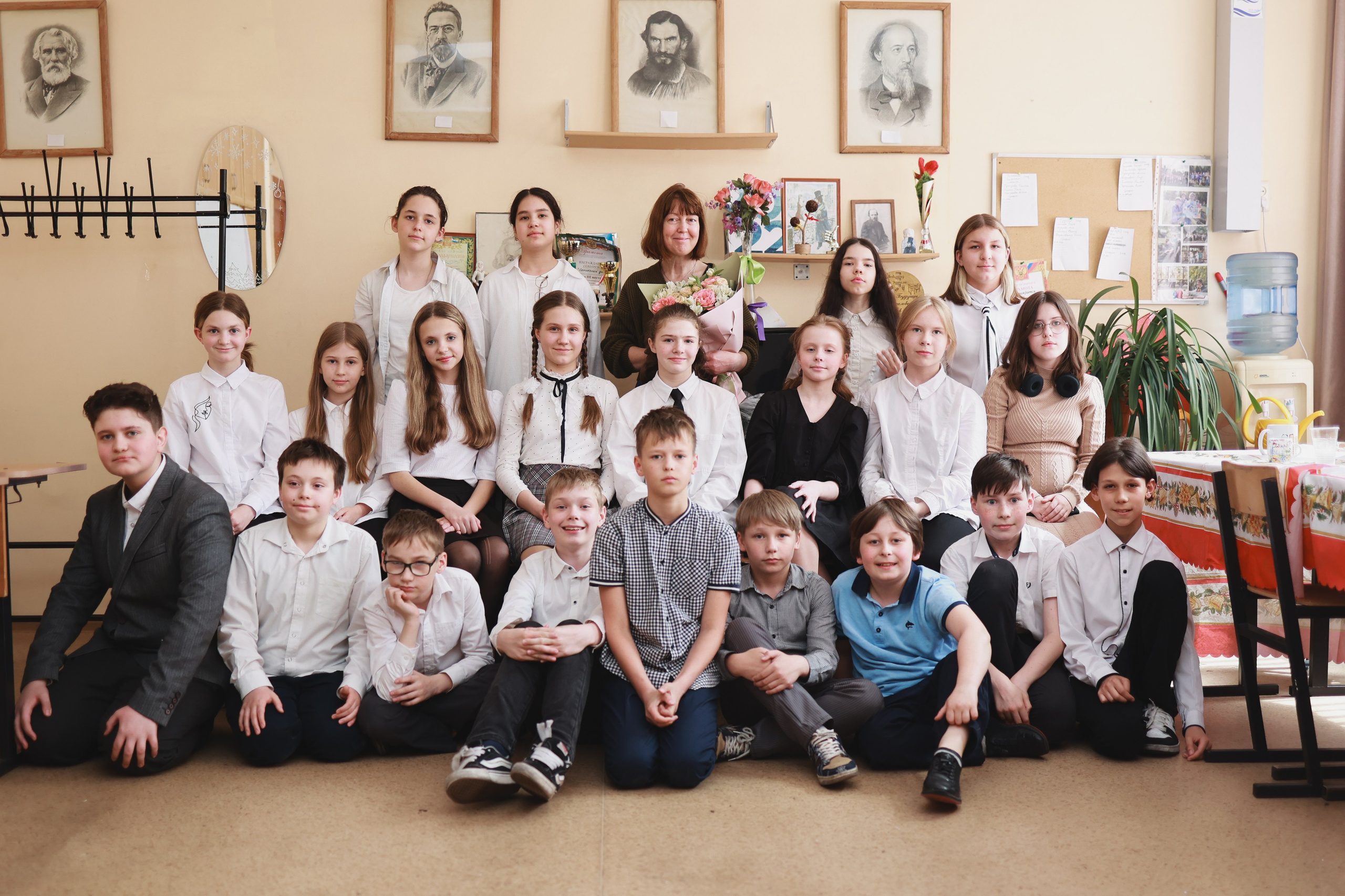 Школьные. Репортажный и портретный фотограф в Санктпетербурге. Видиосъемка мероприятий в Санкт-Петербурге