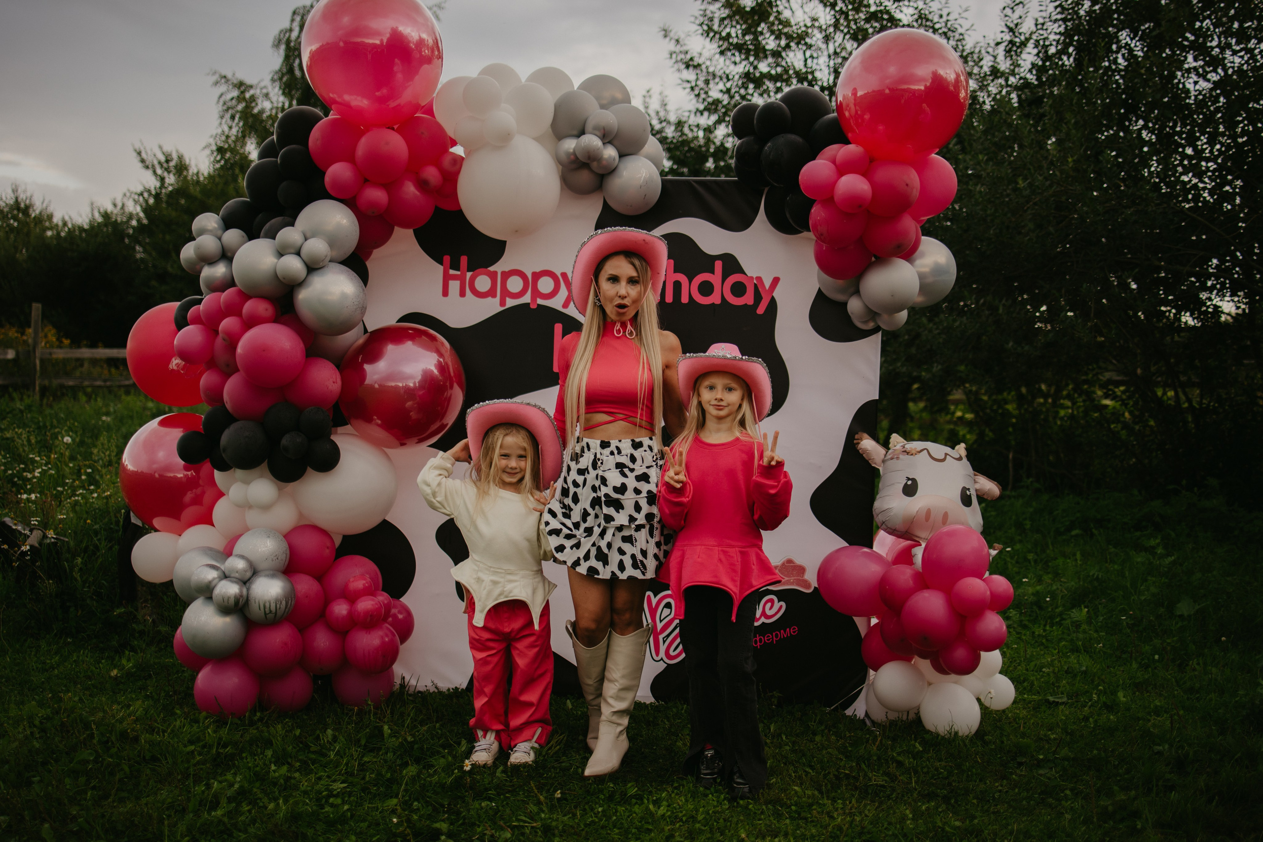 Лера 2 годика. Репортажный и портретный фотограф в Санктпетербурге. Видиосъемка мероприятий в Санкт-Петербурге