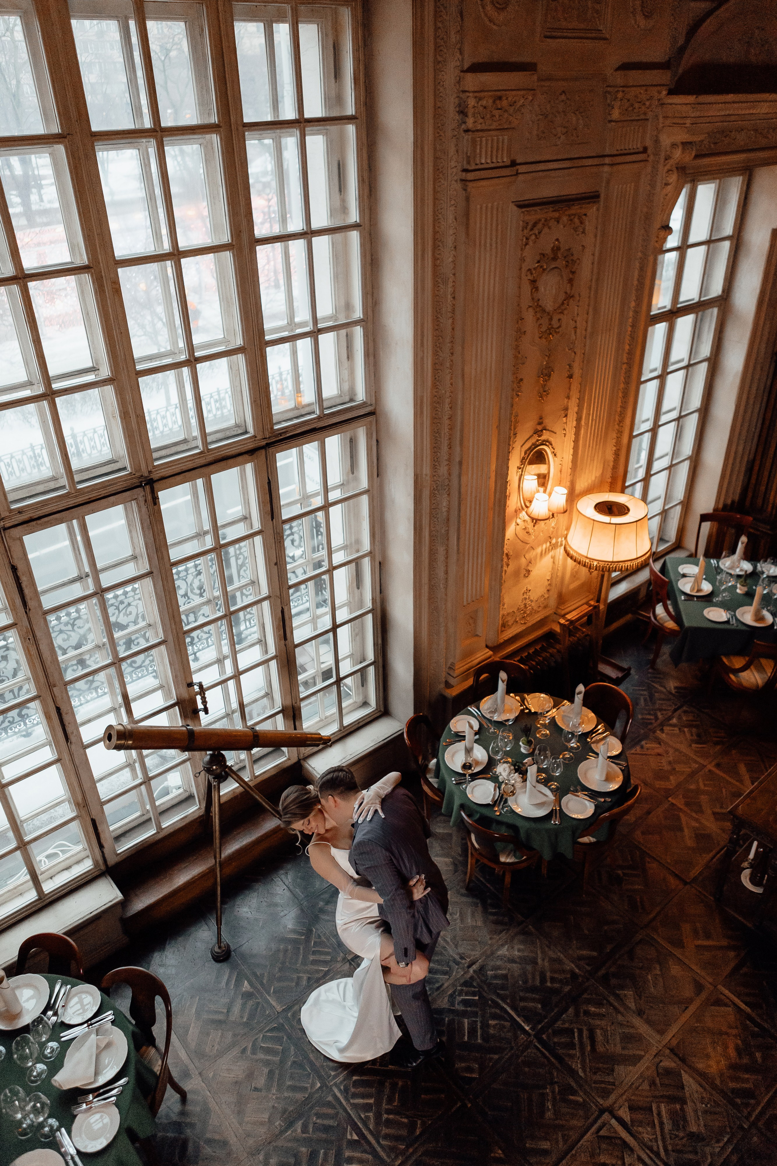 Свадебная фотосессия в кафе Пушкин