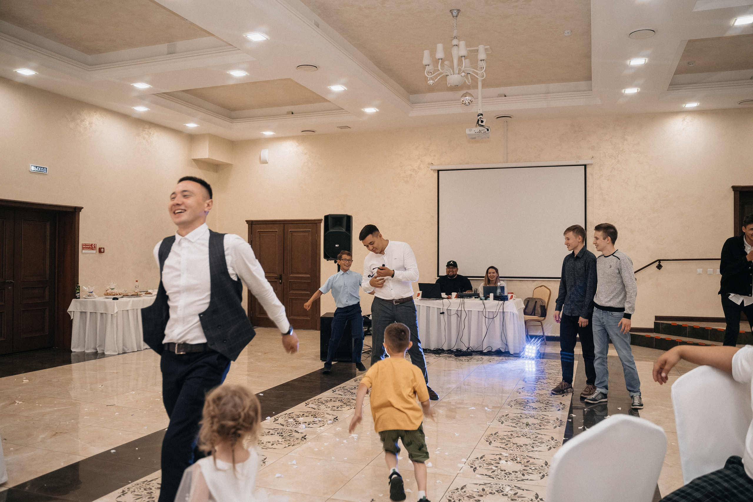 Айдар и Алина. Свадебный семейный фотограф Ксения Божко Уфа Раевка никах в Нарыстау