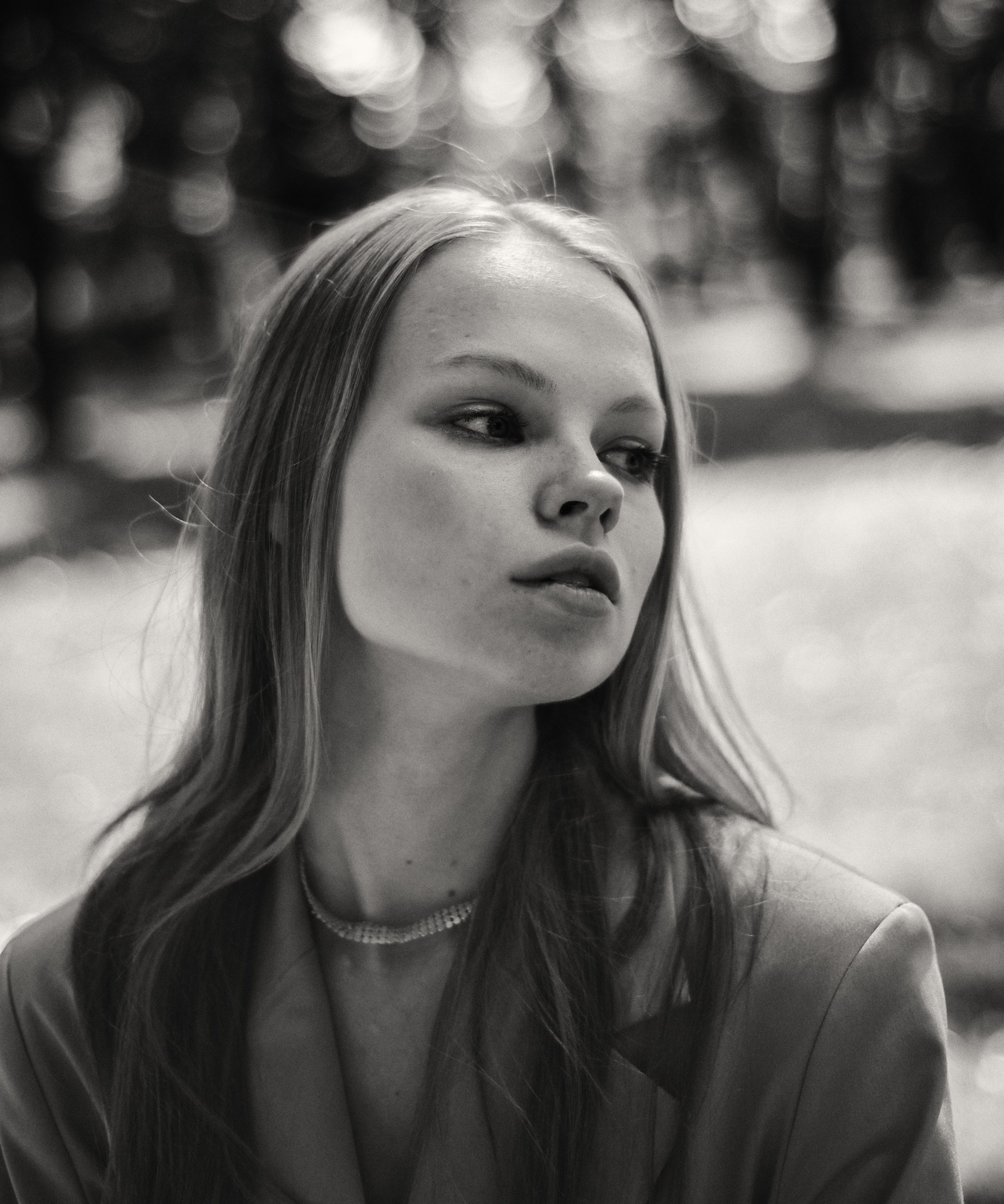 Лиза (парк) ЧБ. Портретный фотограф и живописец в Брянске и Дятькове