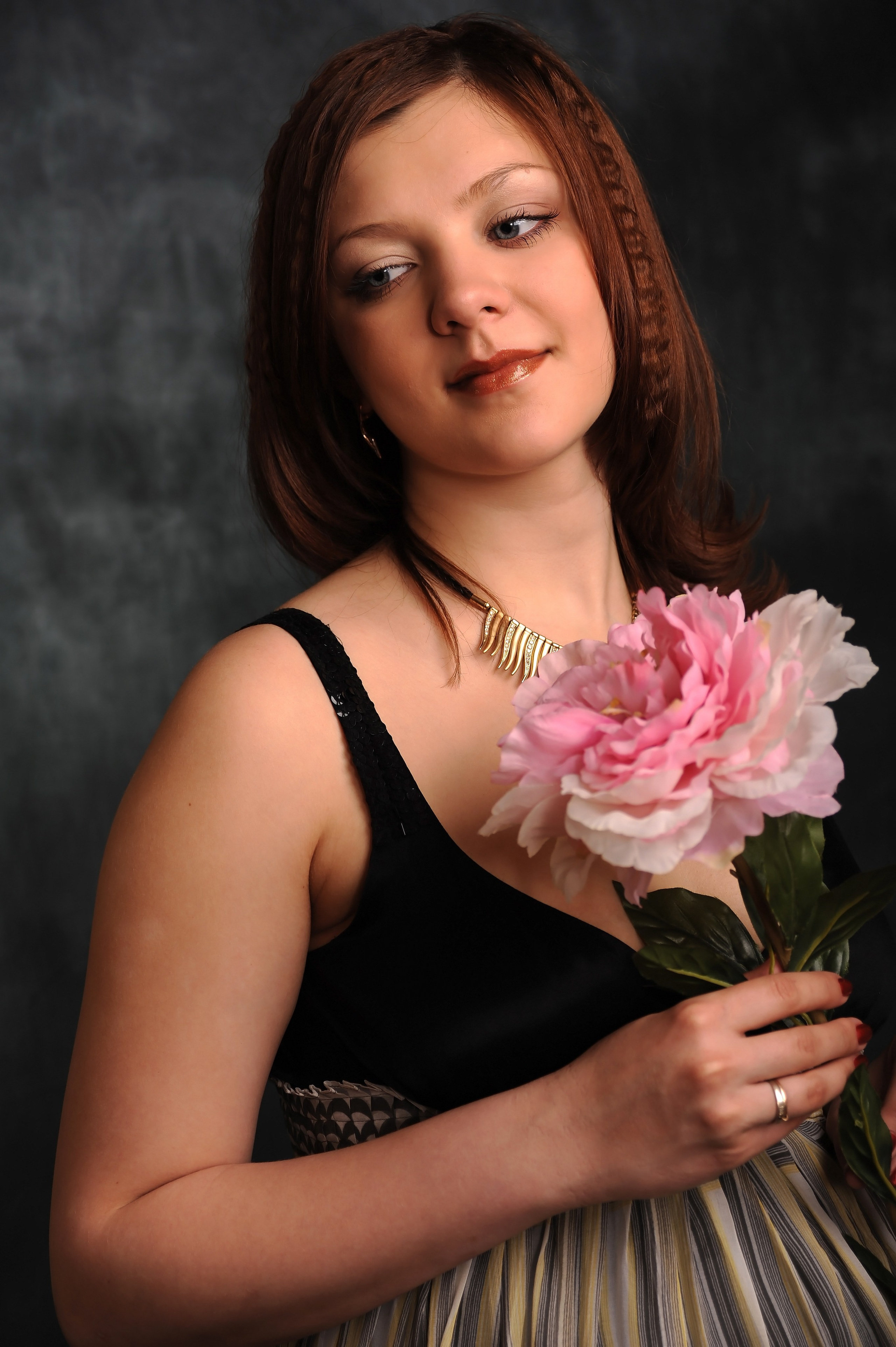 Фотосессия во время беременности от студии Love Story. Максим Матвийченко и Виктория Басова профессионалы своего дела