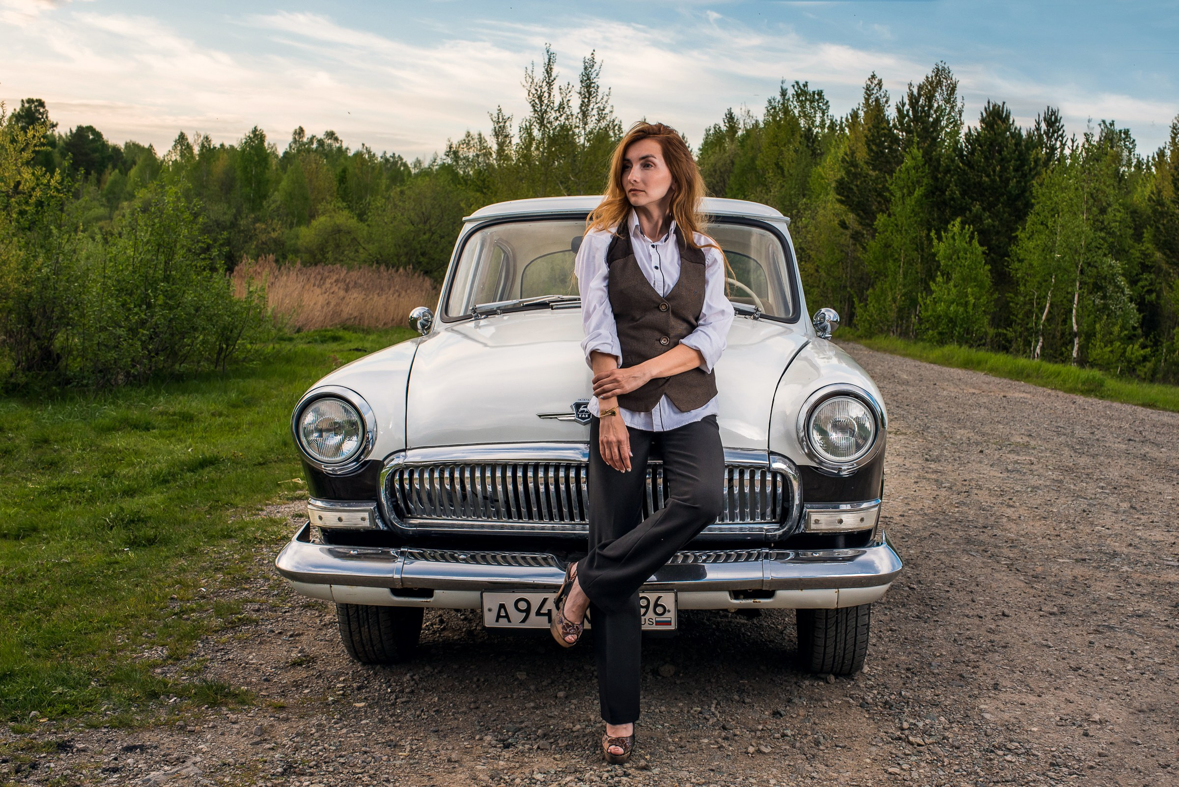 Фотограф Сергей Завьялов - ретро фотосессия с автомобилем