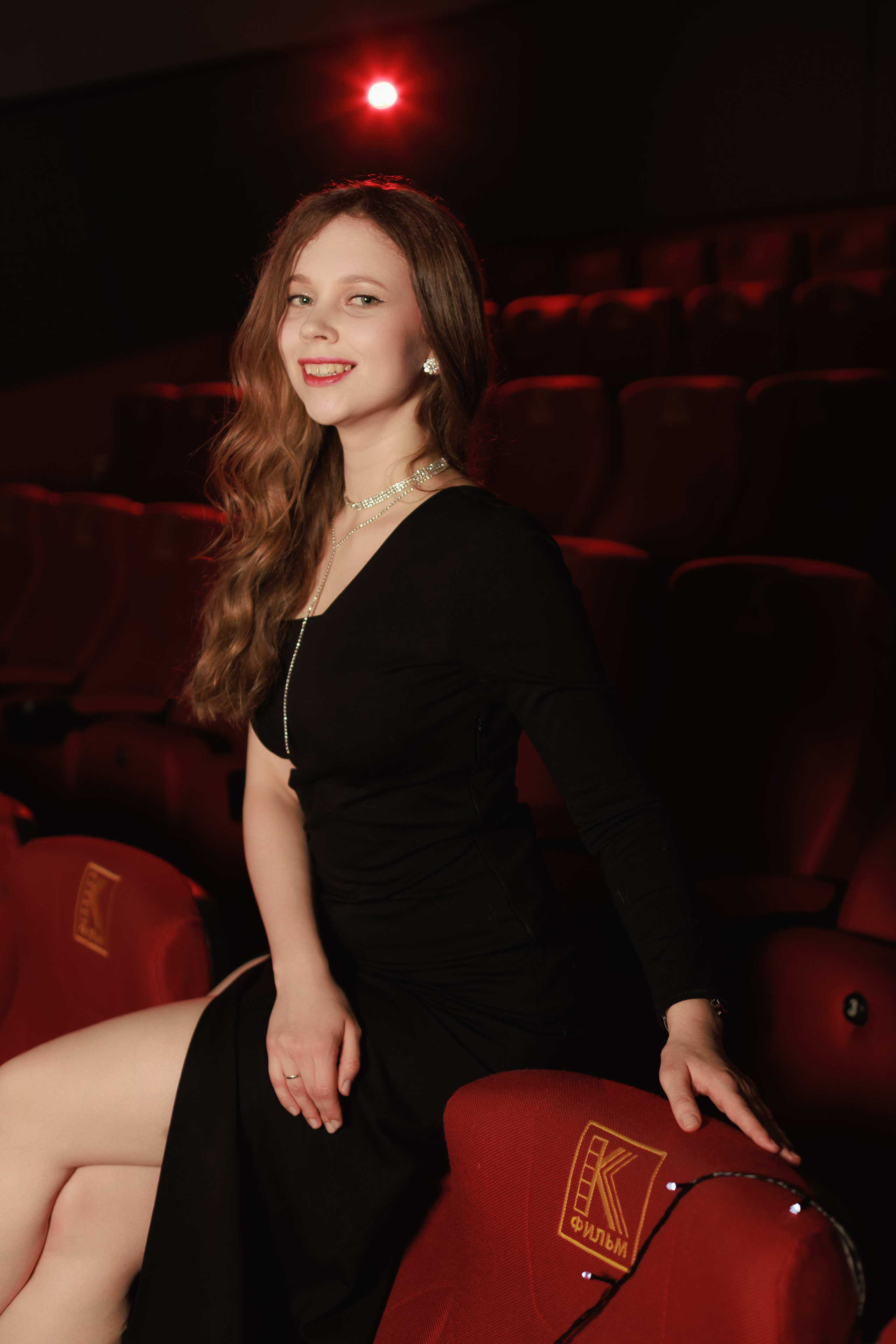 Ph: @aleksandr.spb.ru Md: @dnevzorova Org: @creative_photoday Cinema: @karo. Александр спб ру фотограф