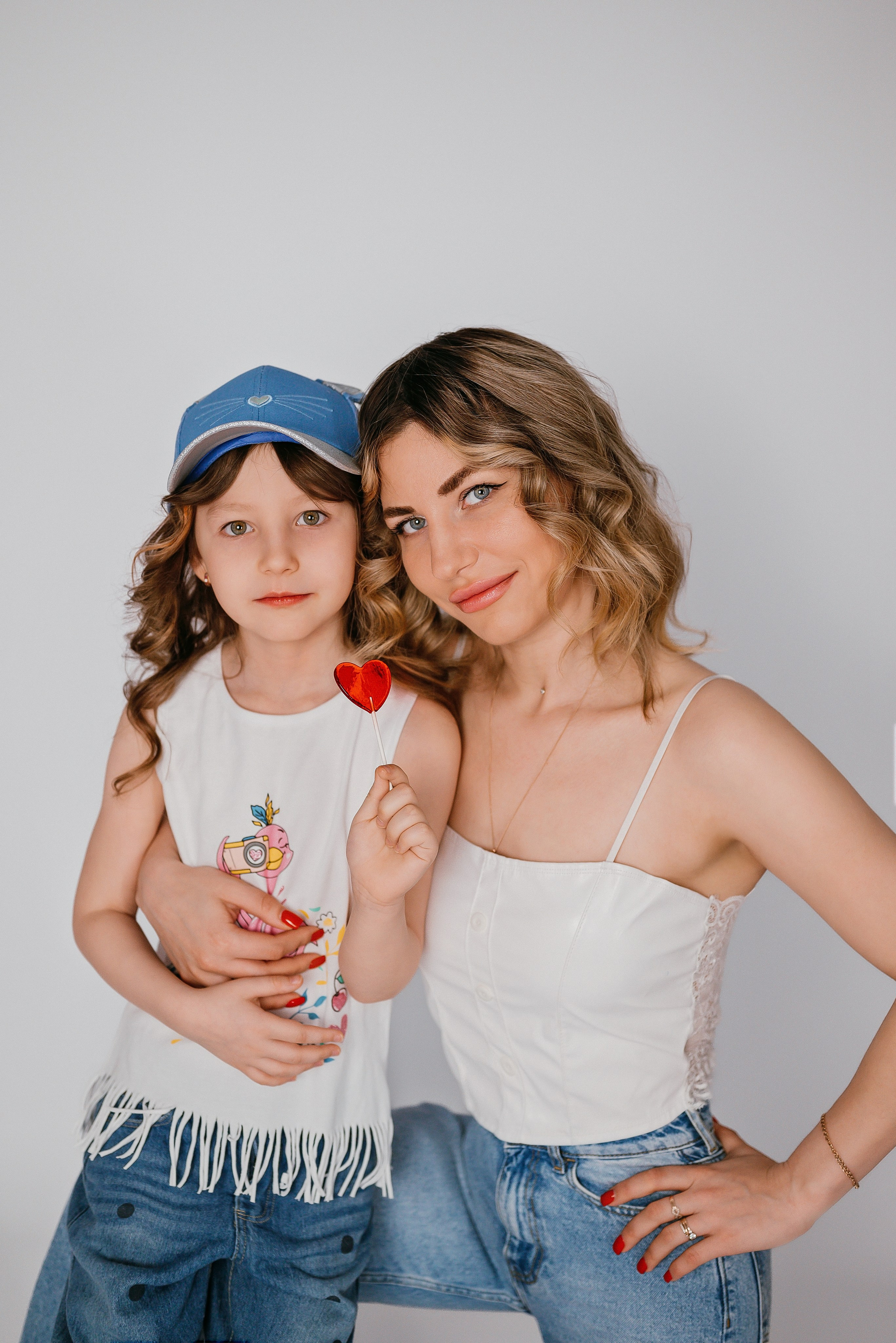 Мама и дочь (студия). Семейный фотограф в Краснодаре