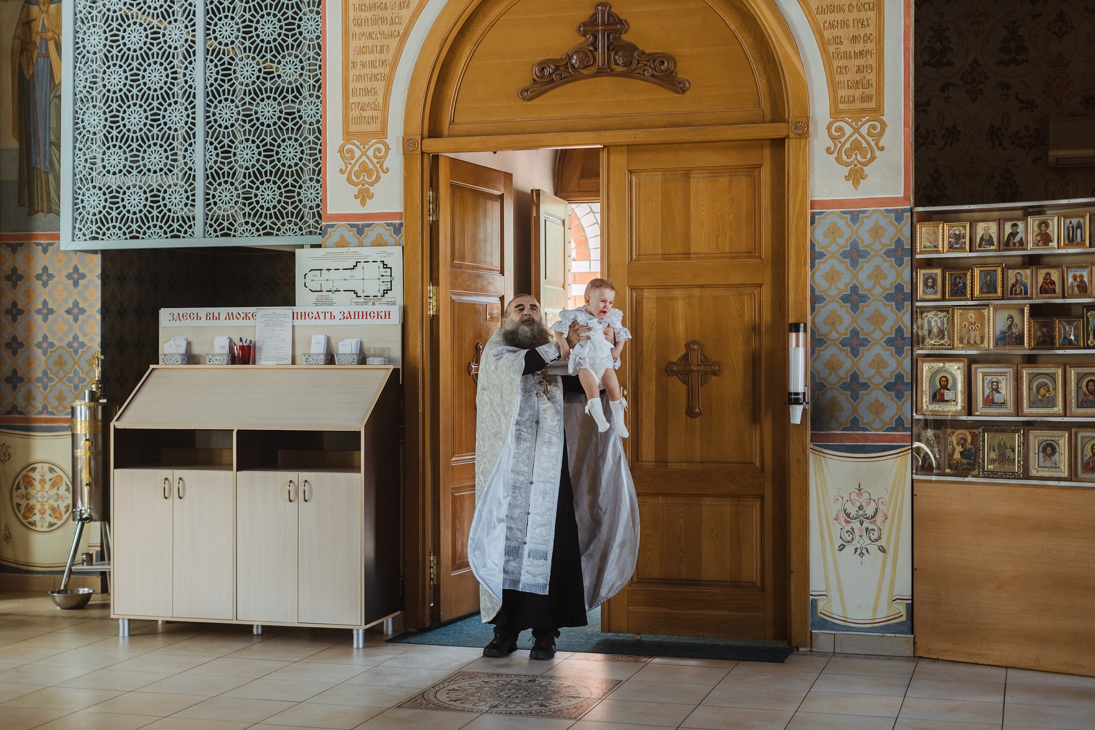 Православный Храм Всех Русских Святых. Фотографы в городе Волгограде — Людмила Агеева и Алексей Околелов