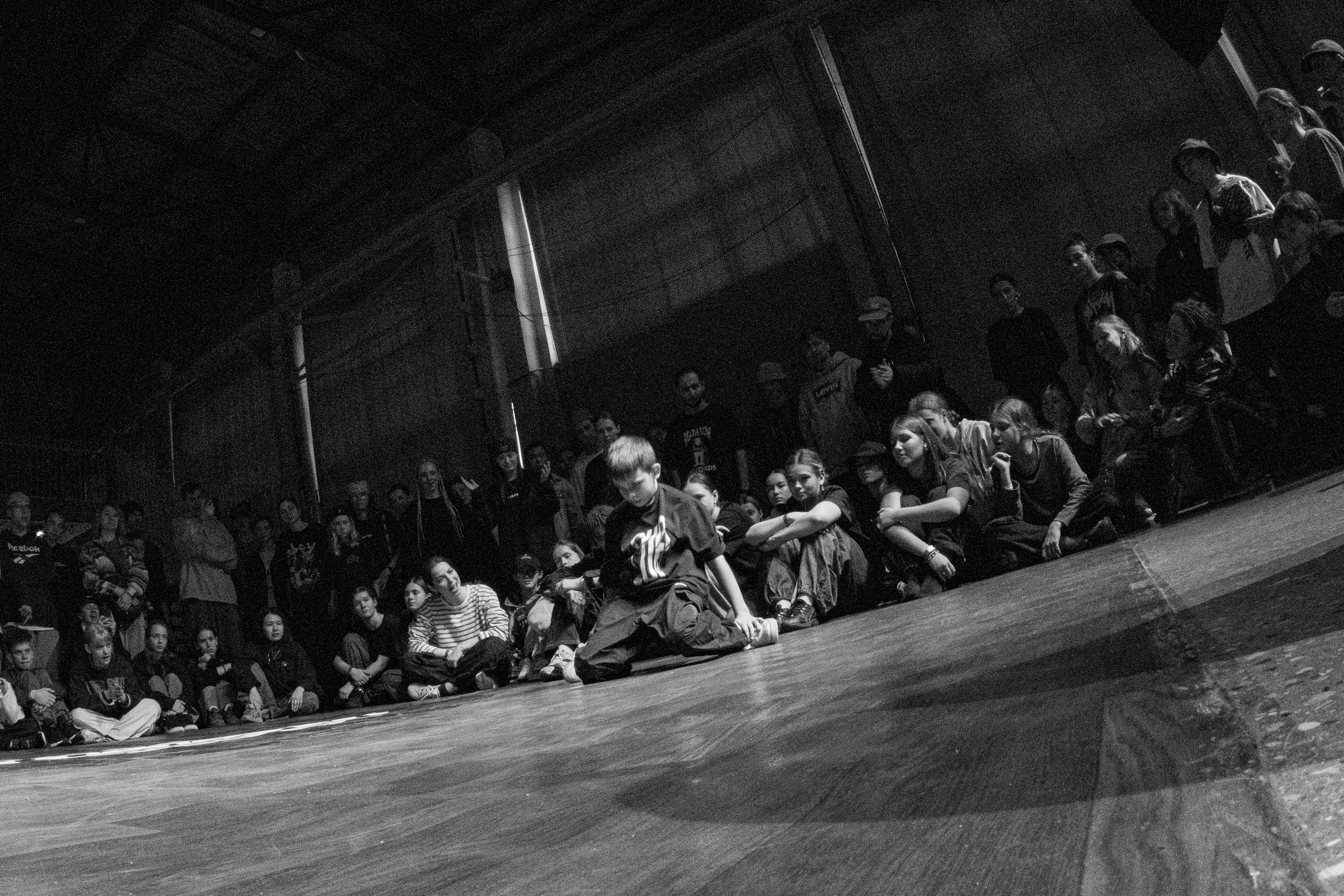 LORDS OF THE UNDERGROUND 27/10/25 (@youlovebu). Соня бу тебя сфоткала
