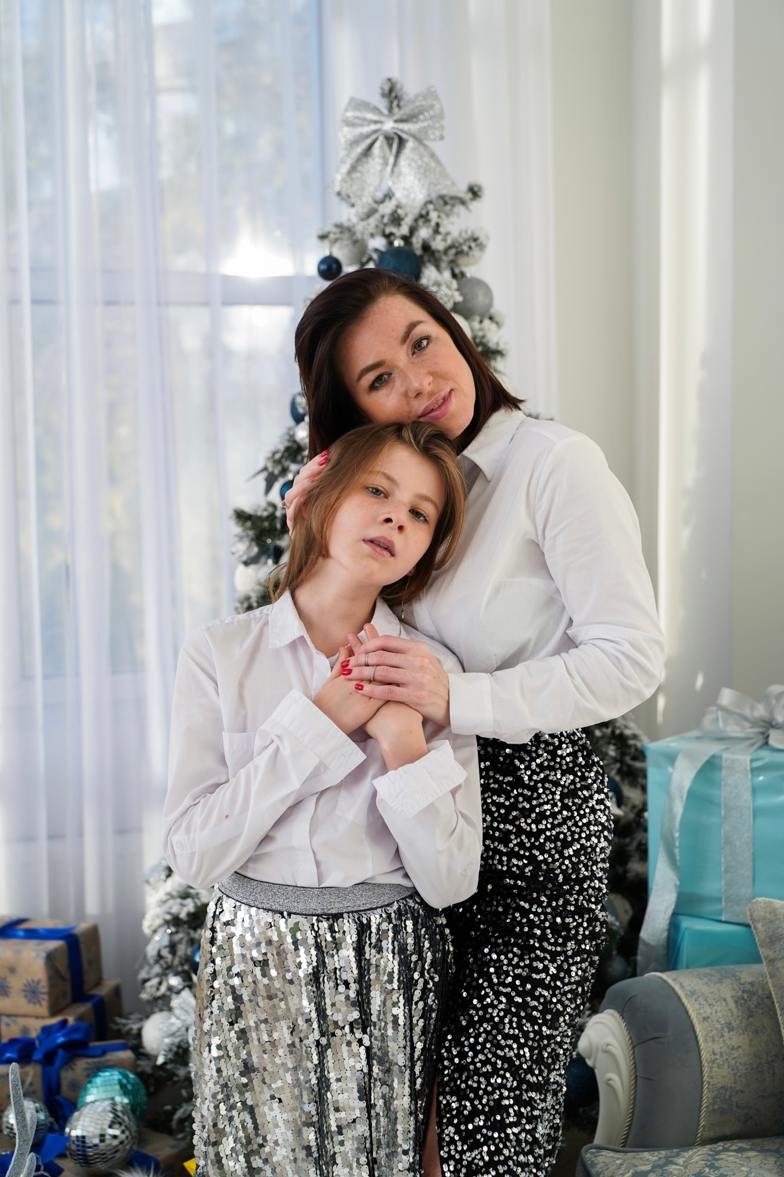 Мама с дочкой Новогодняя shevapro.studio. Фотограф Москва, визуальный менеджер Дарья Шевченко