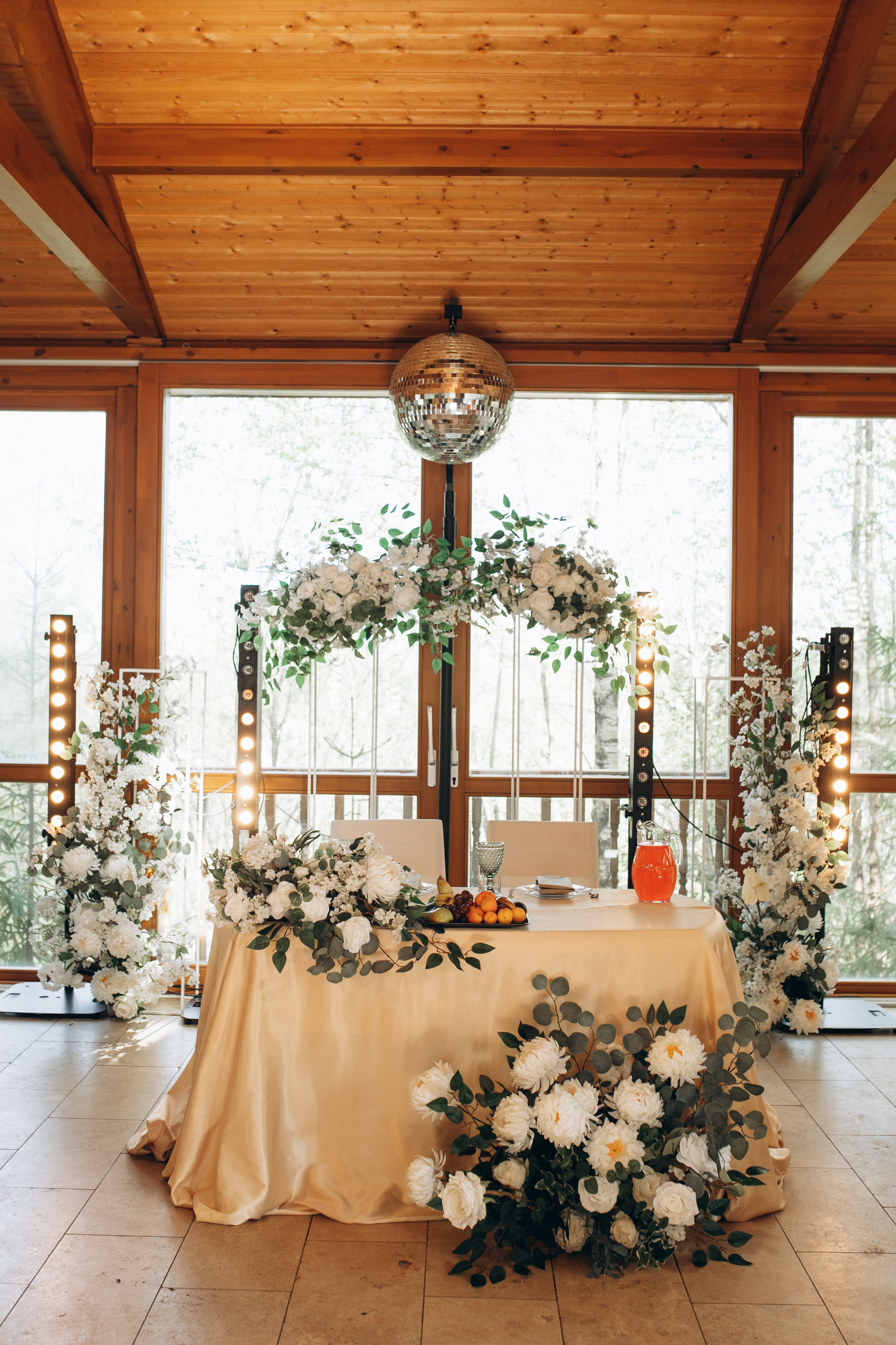 Виктор и Ксения. Свадебный и студийный фотограф Ирина Котикова