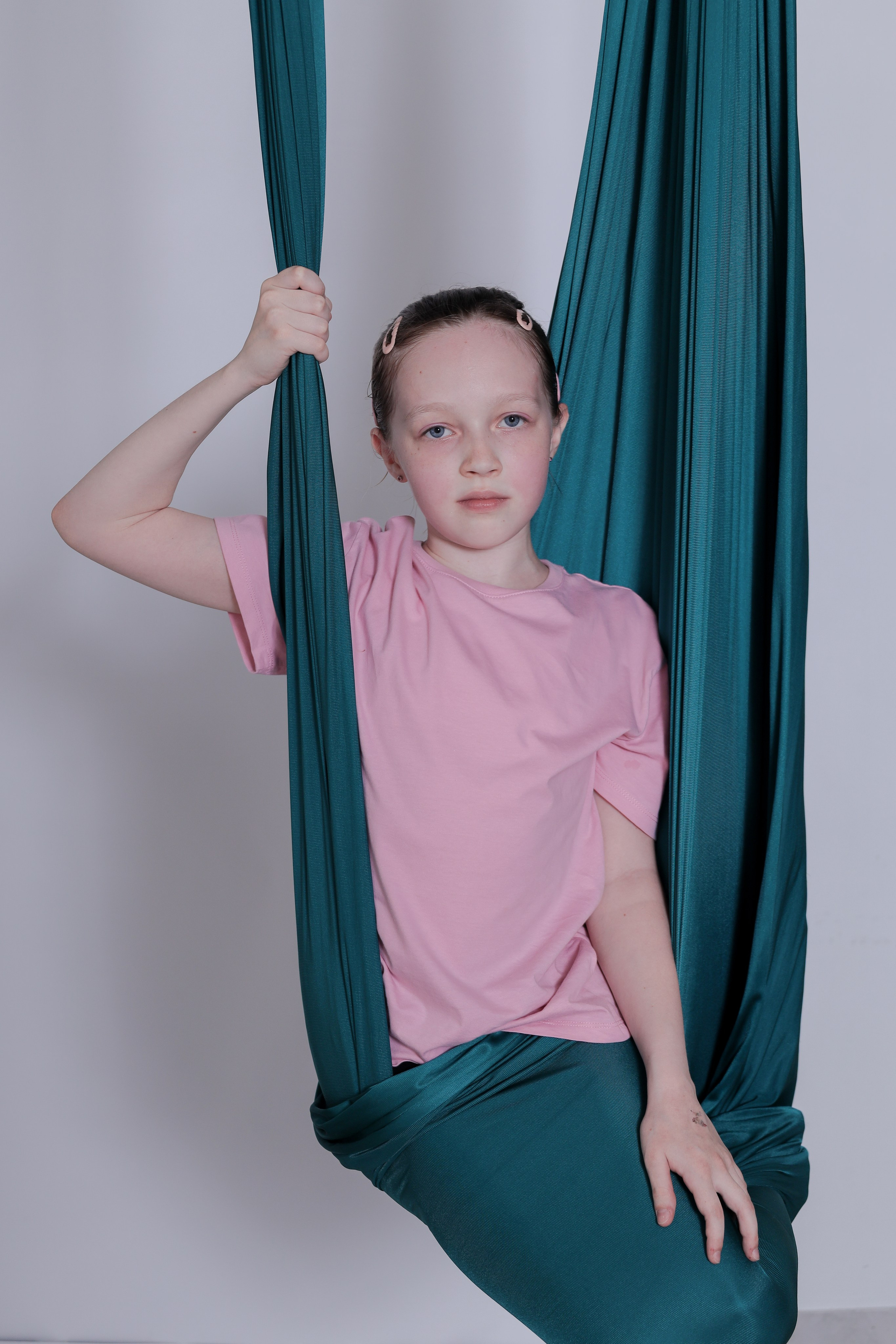 Детская аэройога. Фотограф Надршина Лилия